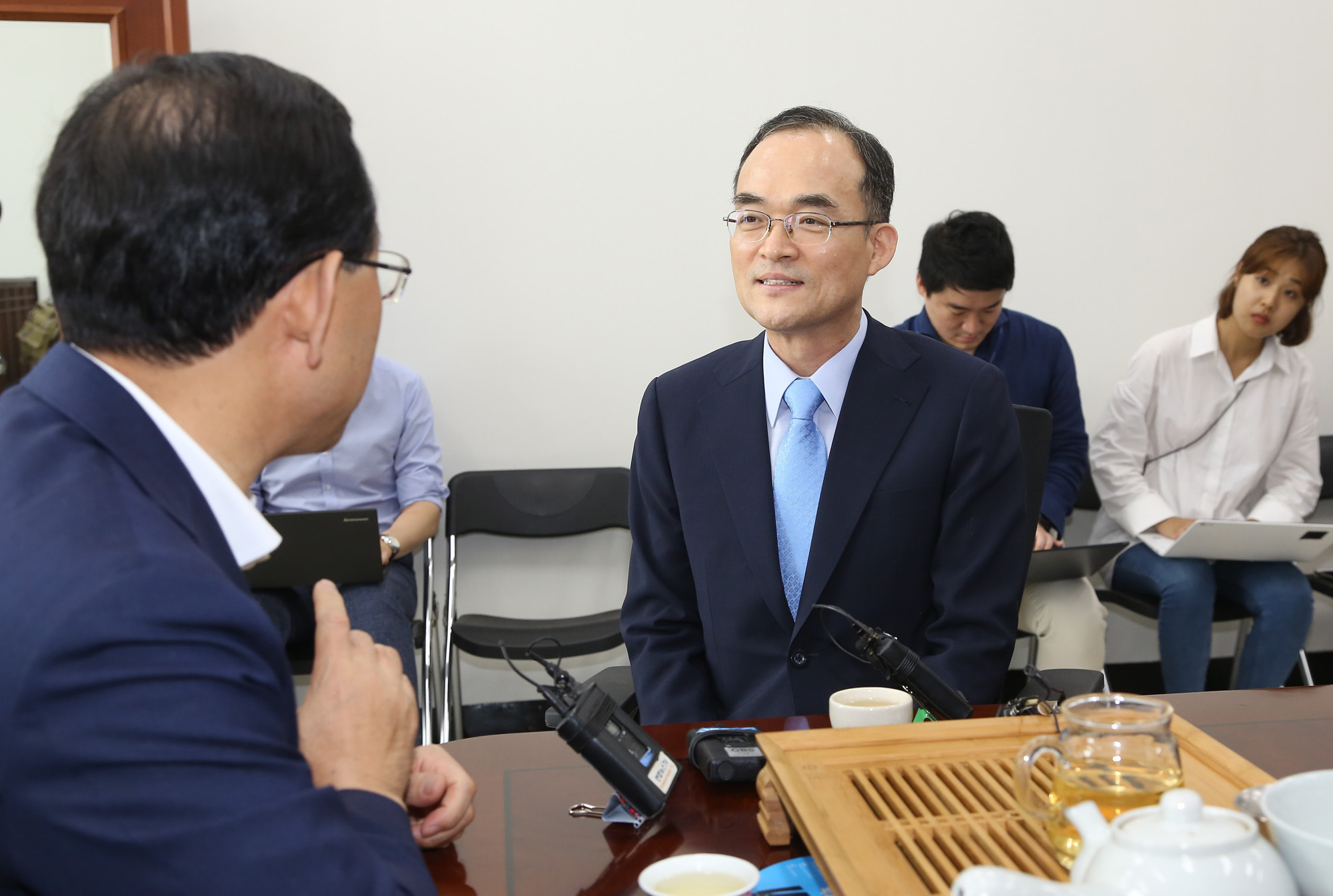 정치;국회;문무일;검찰총장;주호영