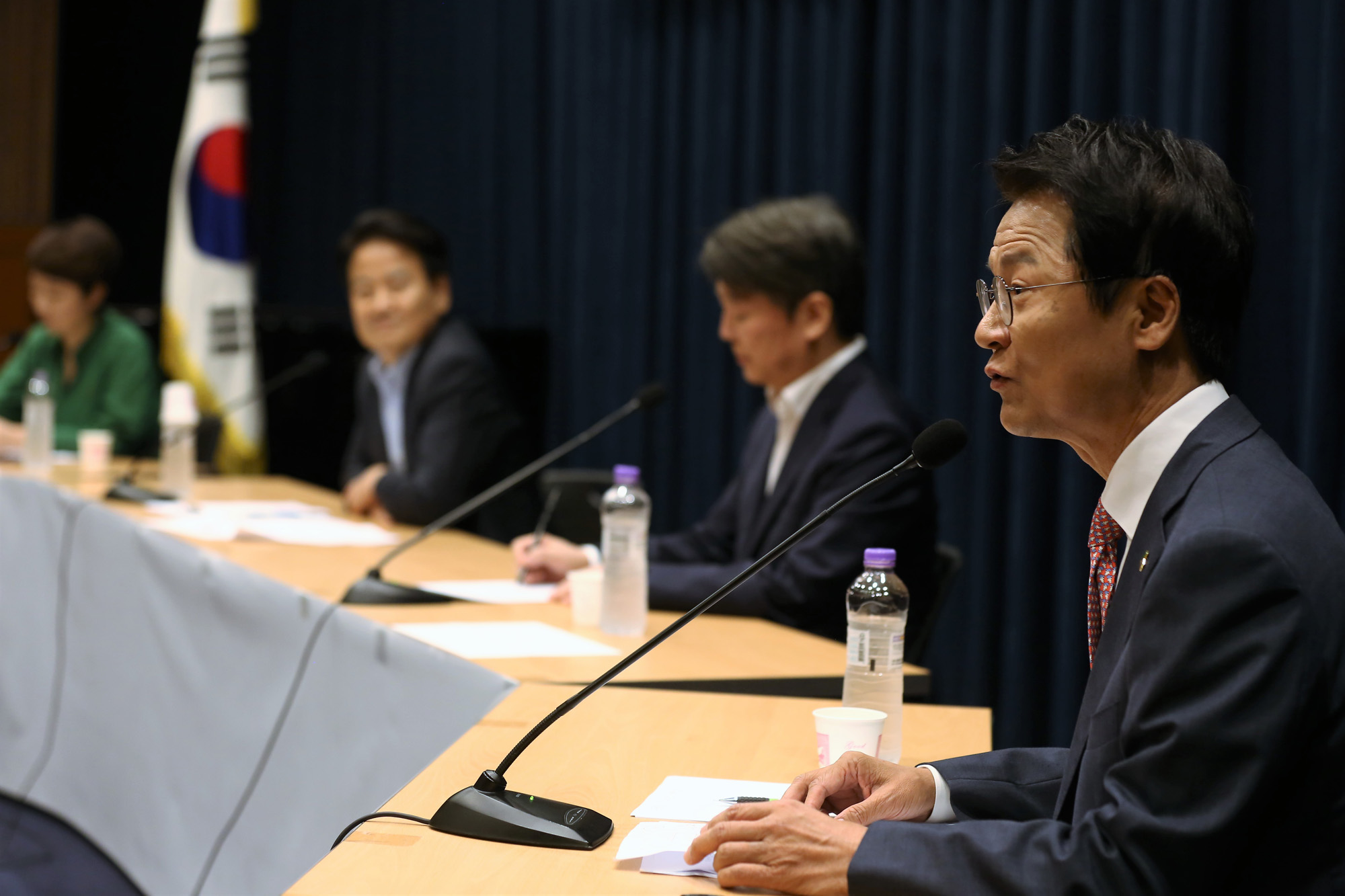 정치;국회;국민의당;당대표후보자;토론회;안철수;정동영;천정배;이언주