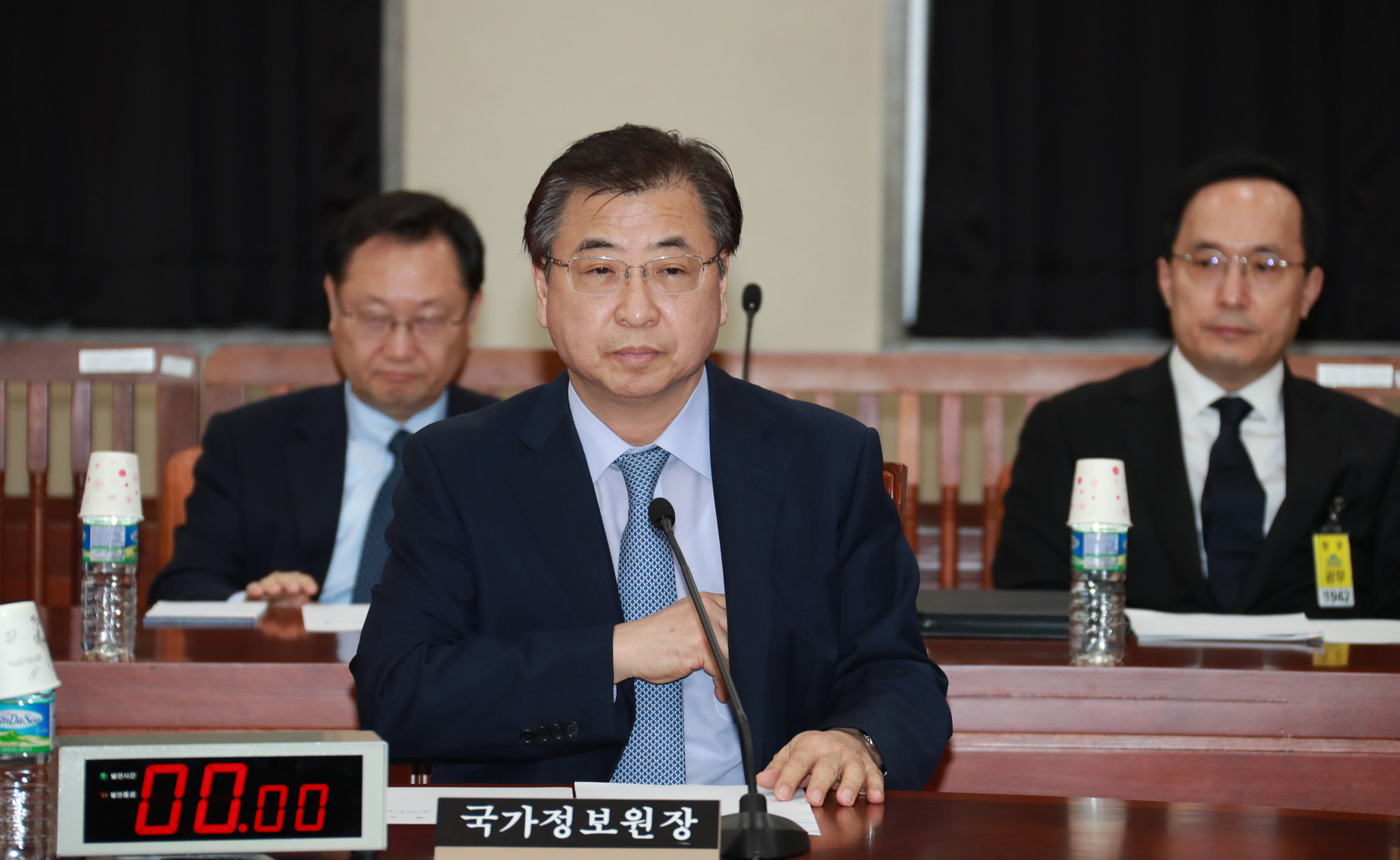 정치;국회;정보위원회;국정원장;서훈