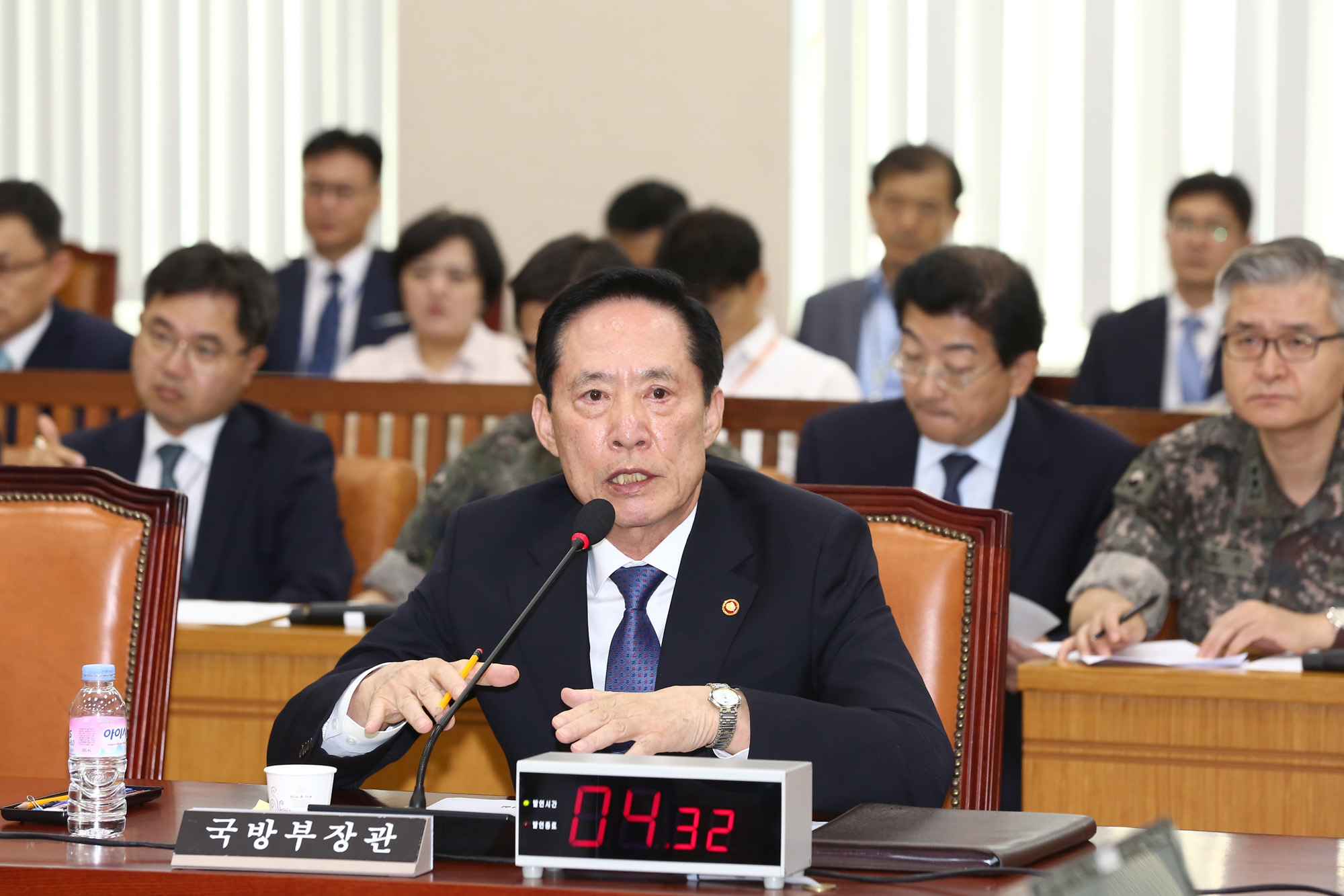 정치;국회;국방위원회;국방부장관;송영무
