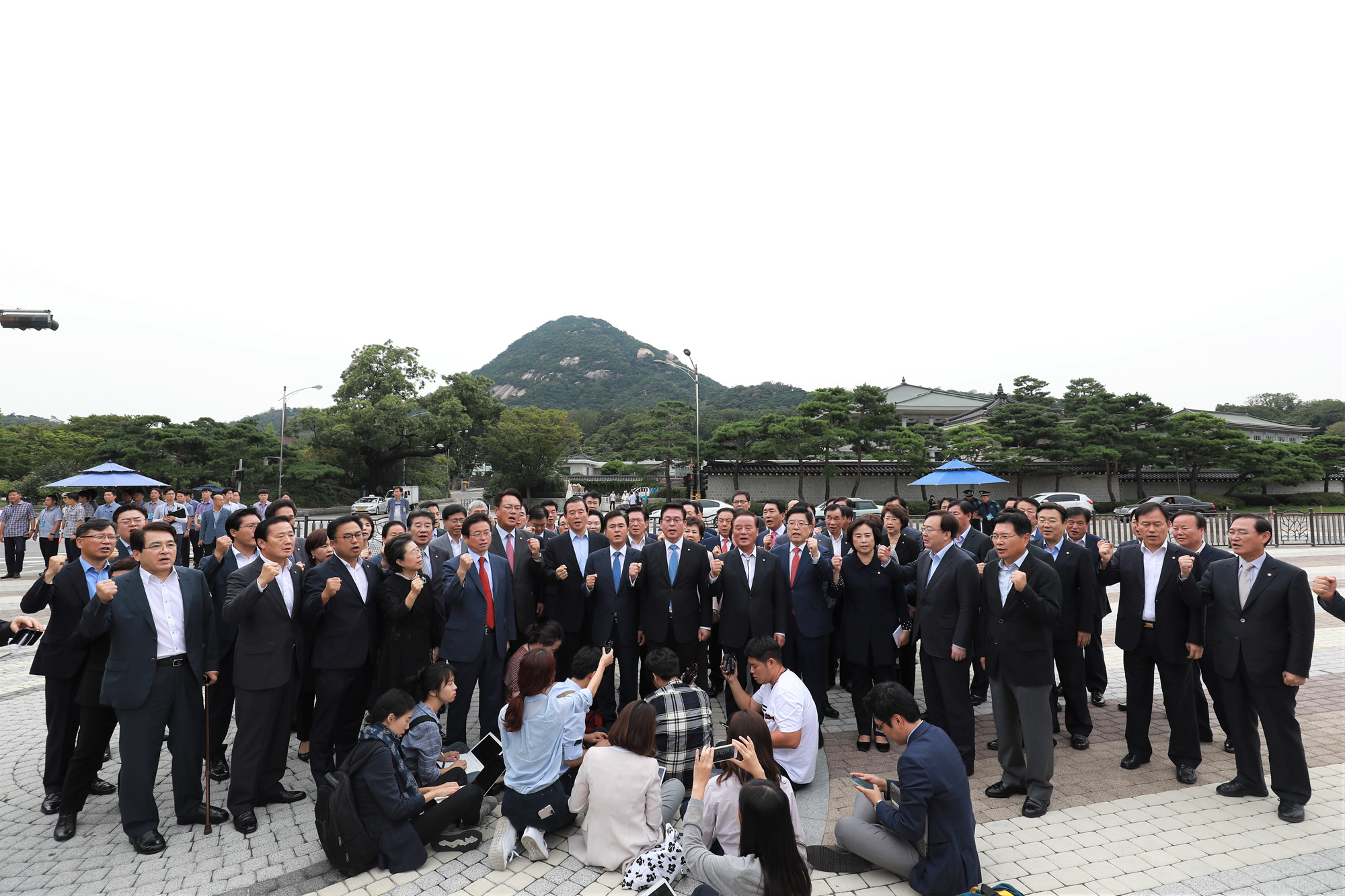 정치;자유한국당;정우택;자유한국당보이콧;자유한국당청와대방문