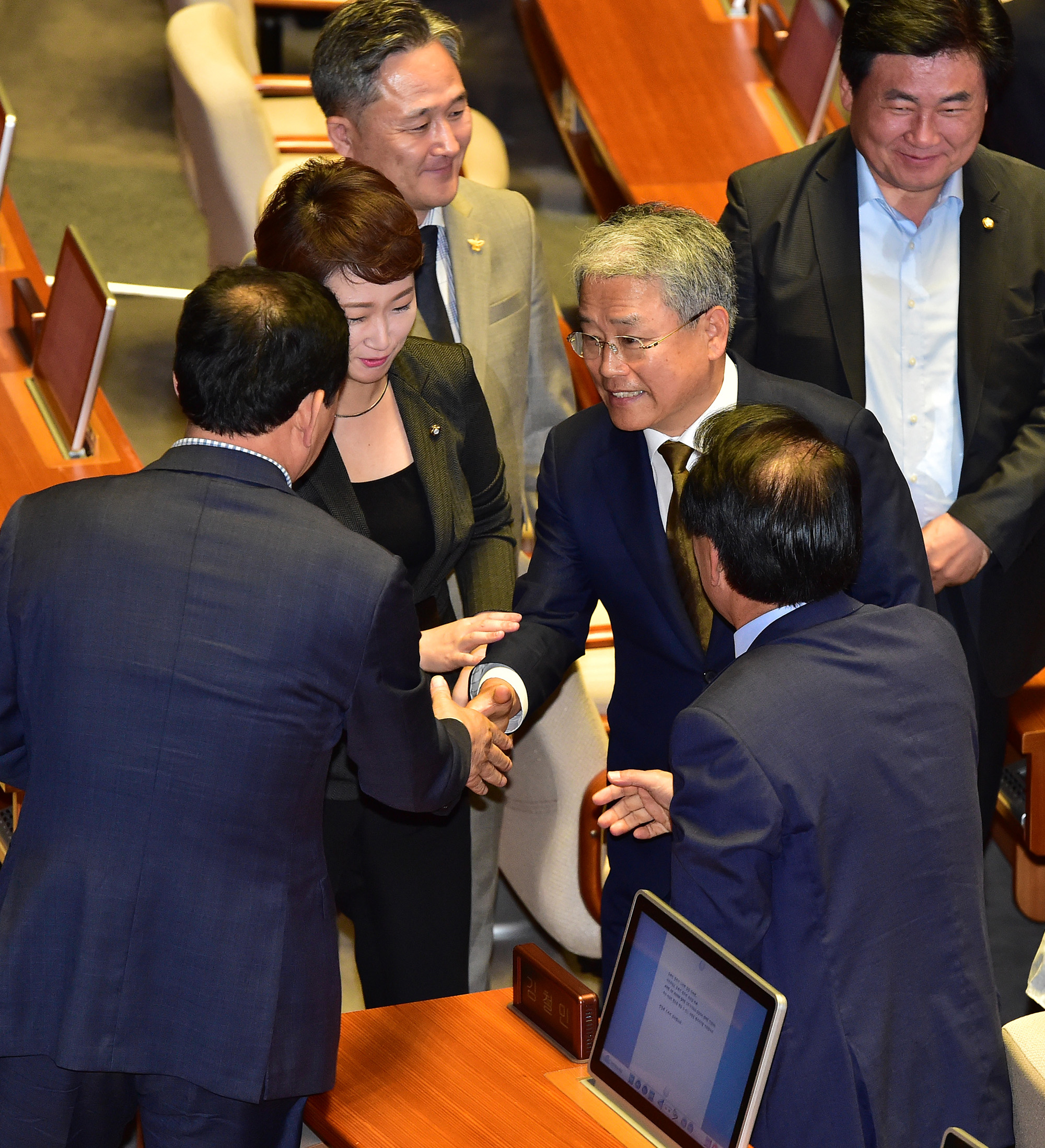 정치;국회;본회의;정기국회;자유한국당불참;자유한국당보이콧;김동철대표연설