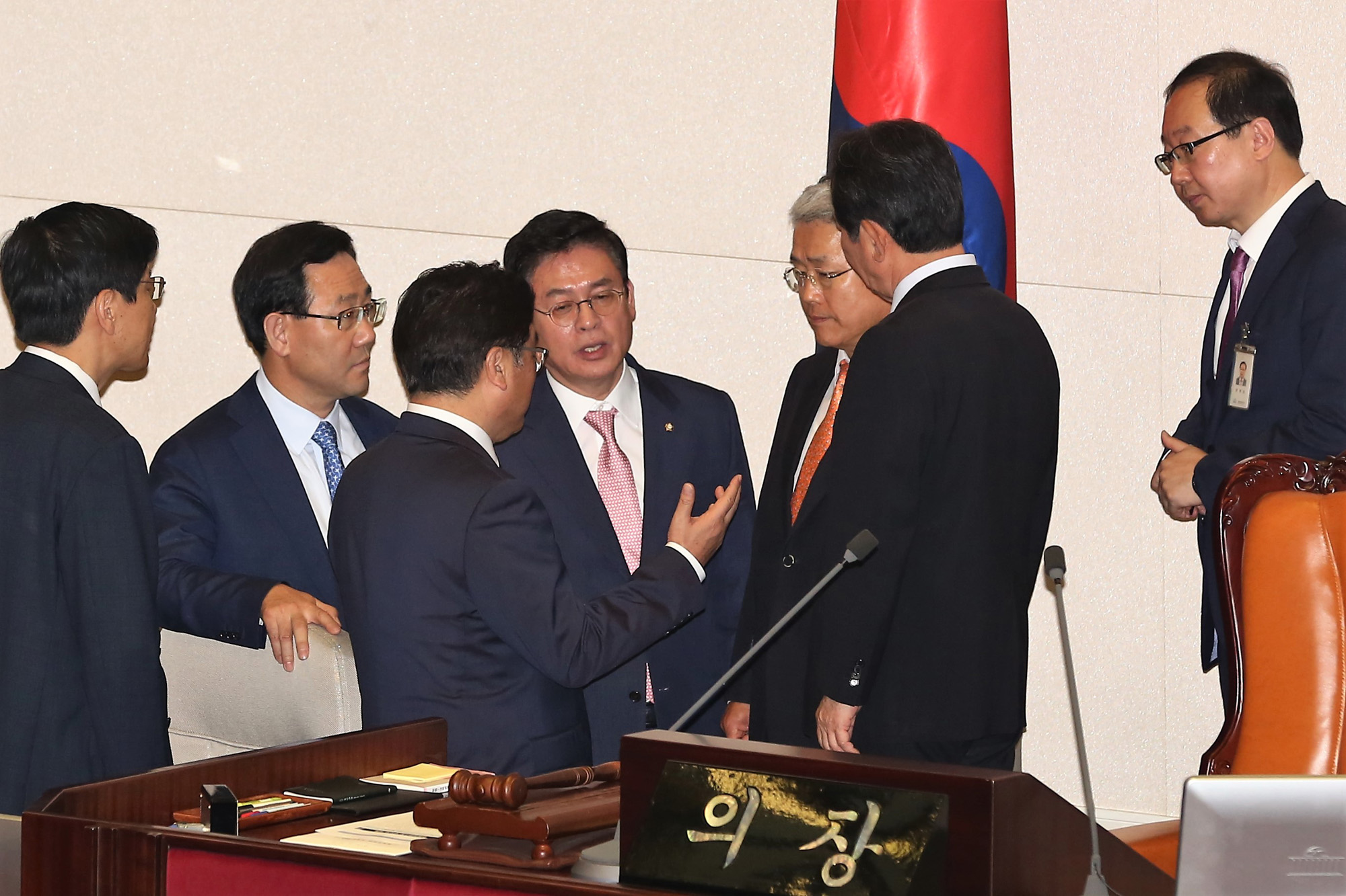 정치;국회;본회의;김이수헌법재판관;우원식