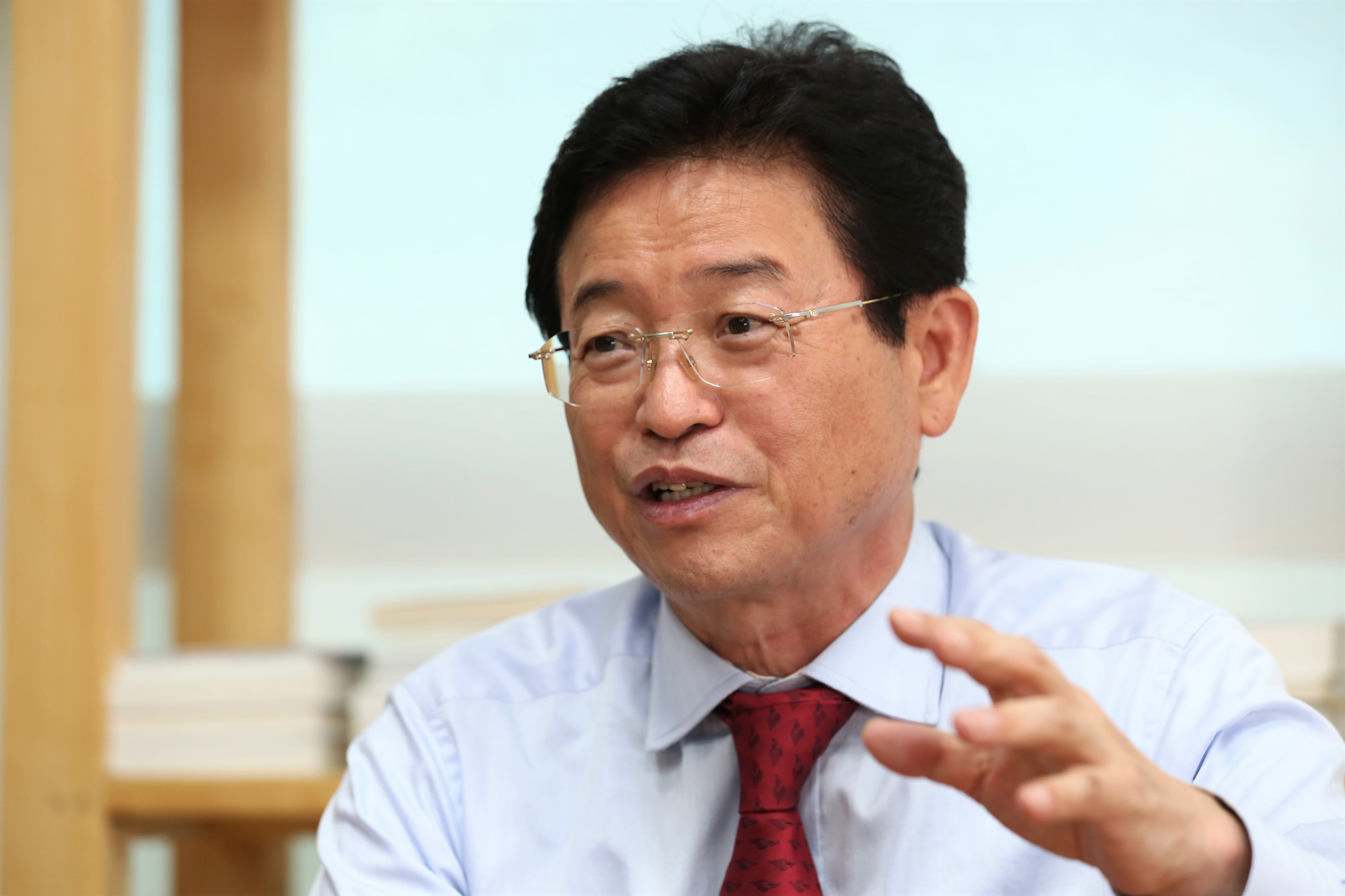 정치;국회;이철우;정보위원장;전술핵