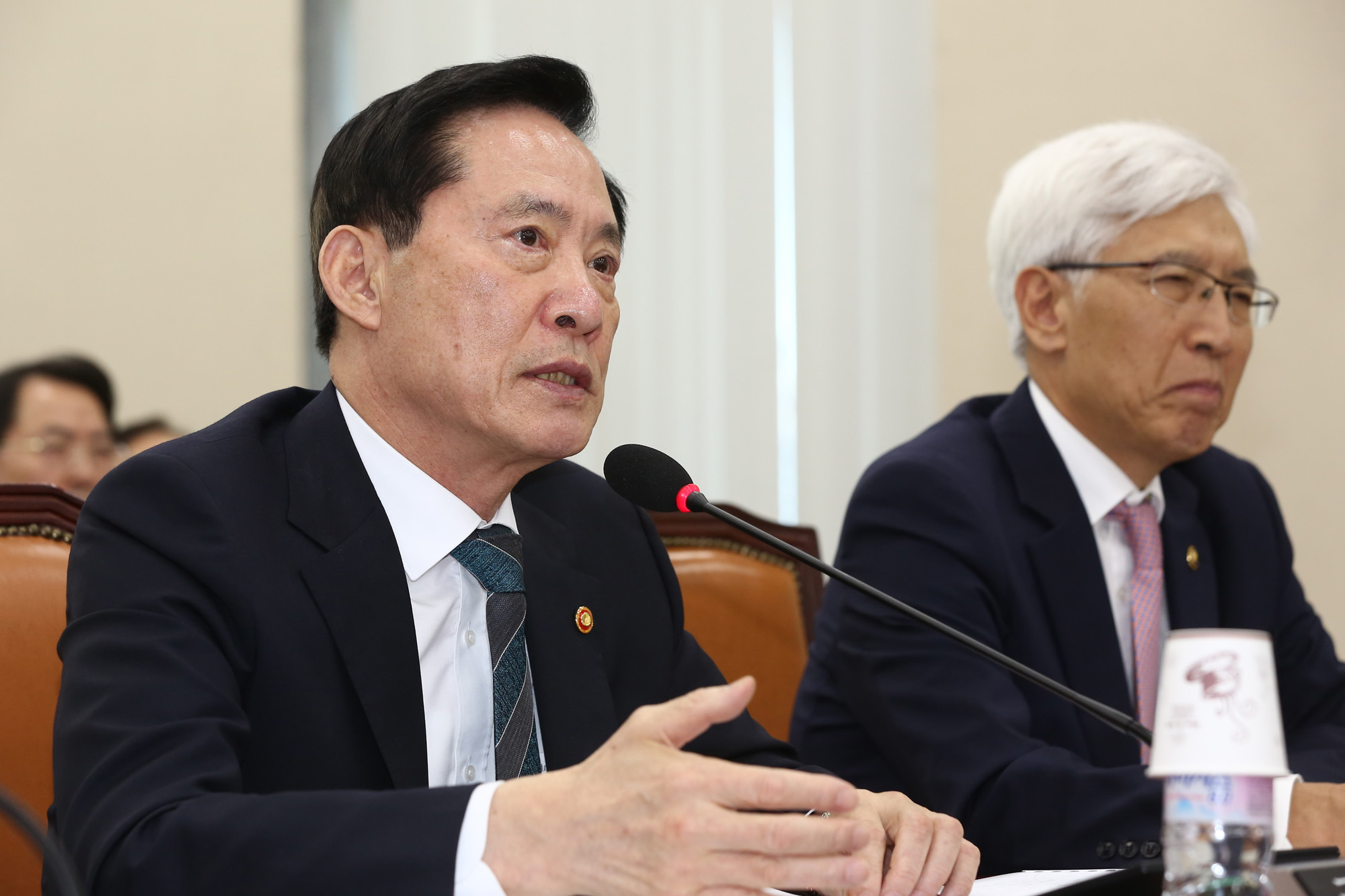 정치;국회;국방위원회;송영무