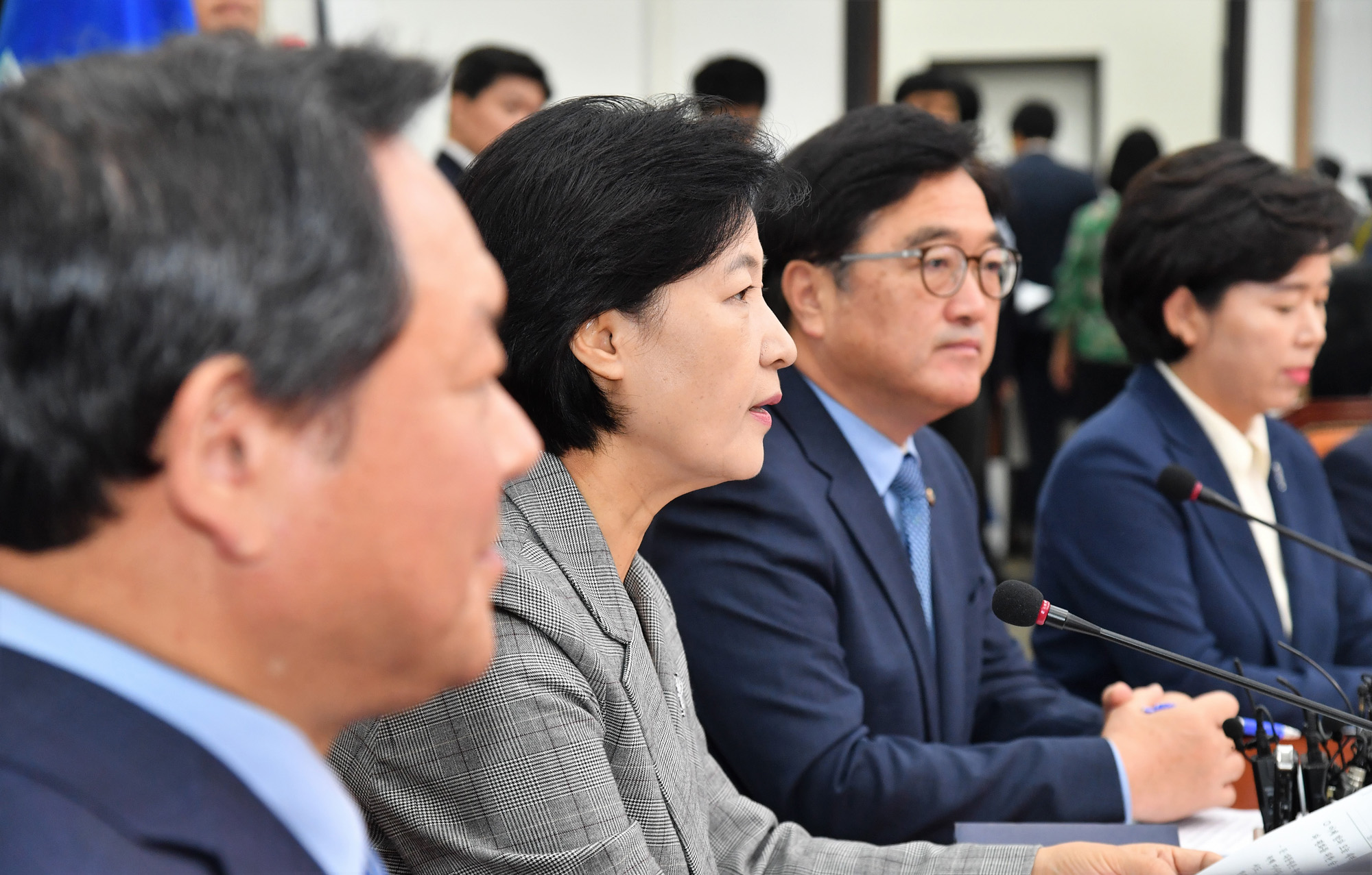 정치;국회;더불어민주당;추미애