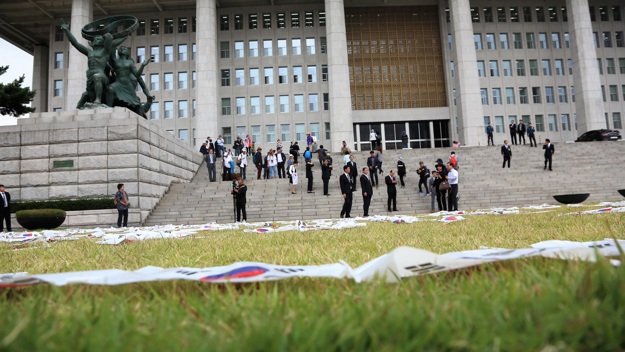 정치;국회;조원진;조원진단식투쟁;대한애국당