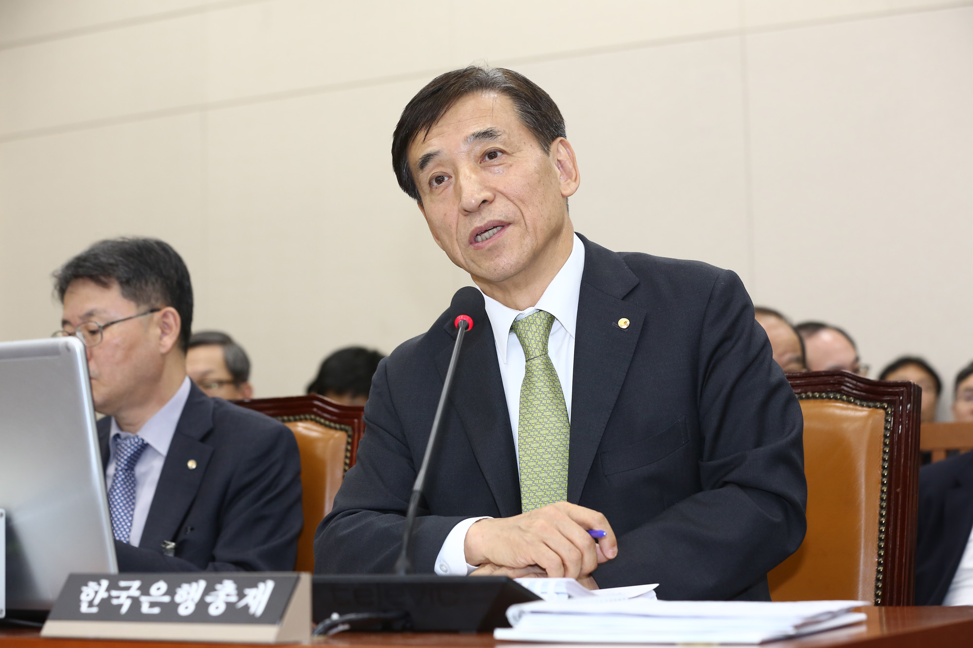정치;국회;기획재정위원회;이주열;한국은행;국정감사