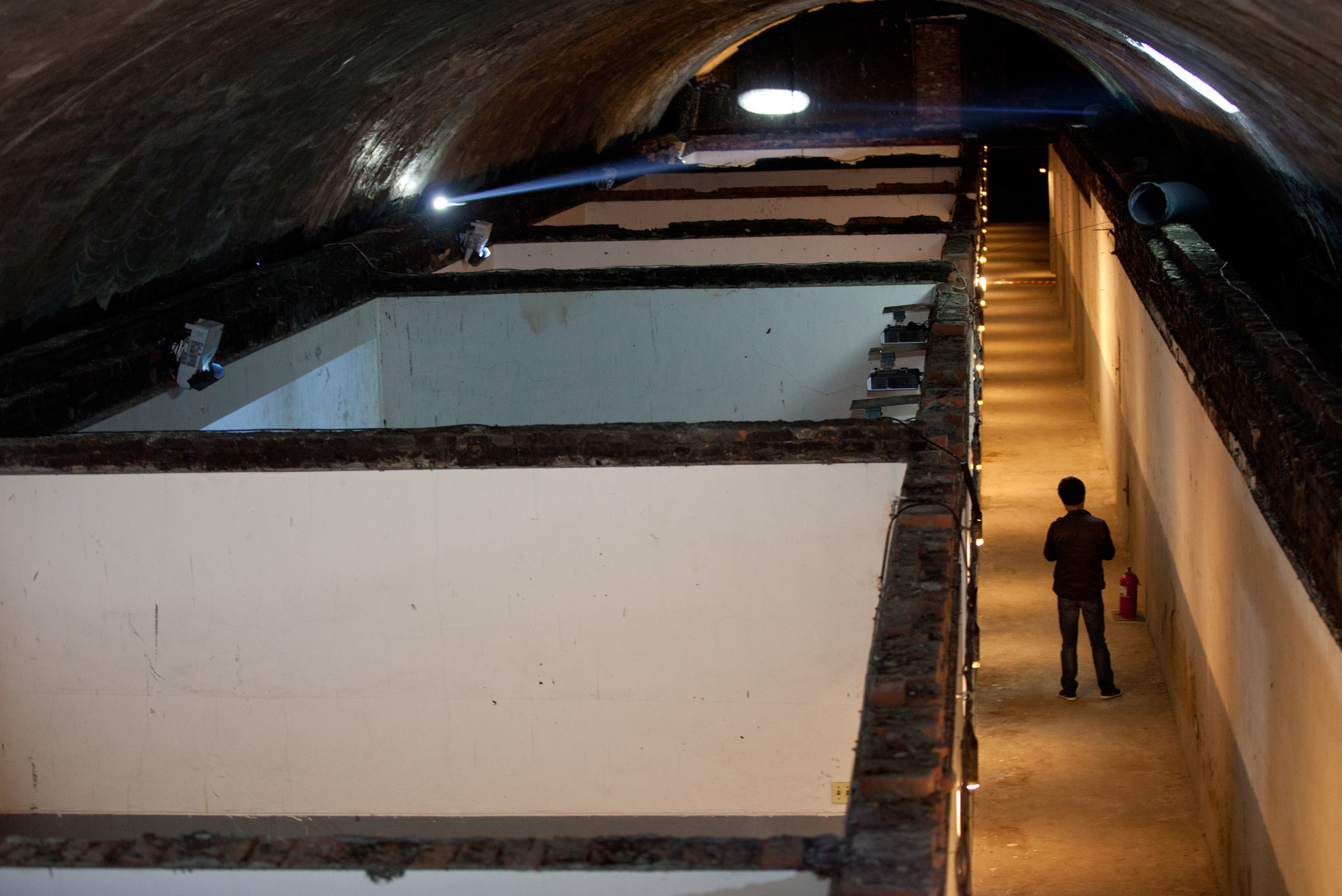 유령역;비밀벙커;방공호