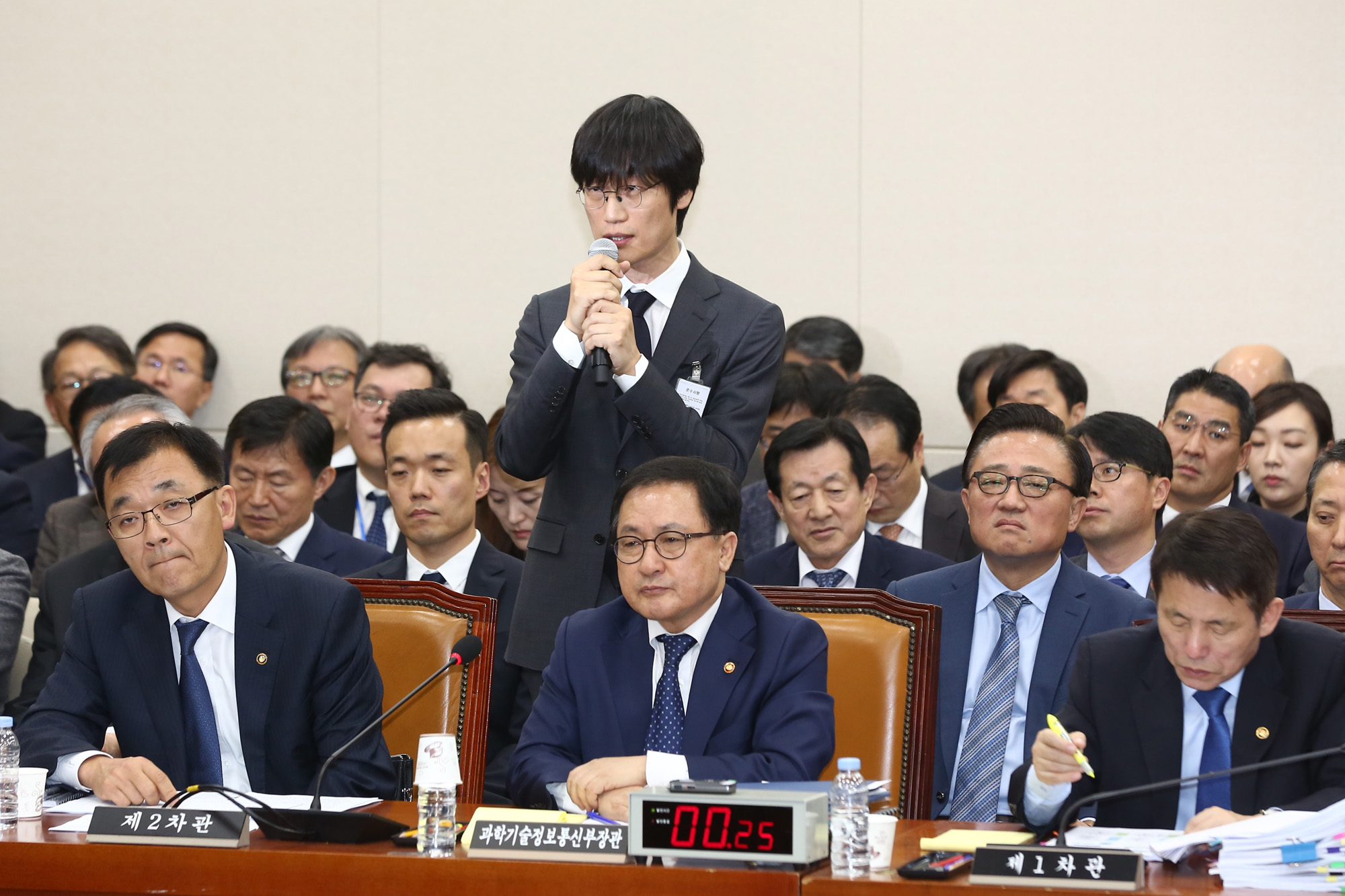 정치;국회;과학기술정보방송통신위원회 종합감사;국정감사;이해진;황창규;고명진