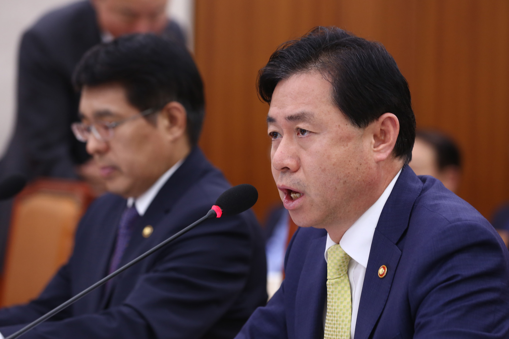 정치;국회;종합감사;농림축산식품해양수산;해양수산부장관;김영춘