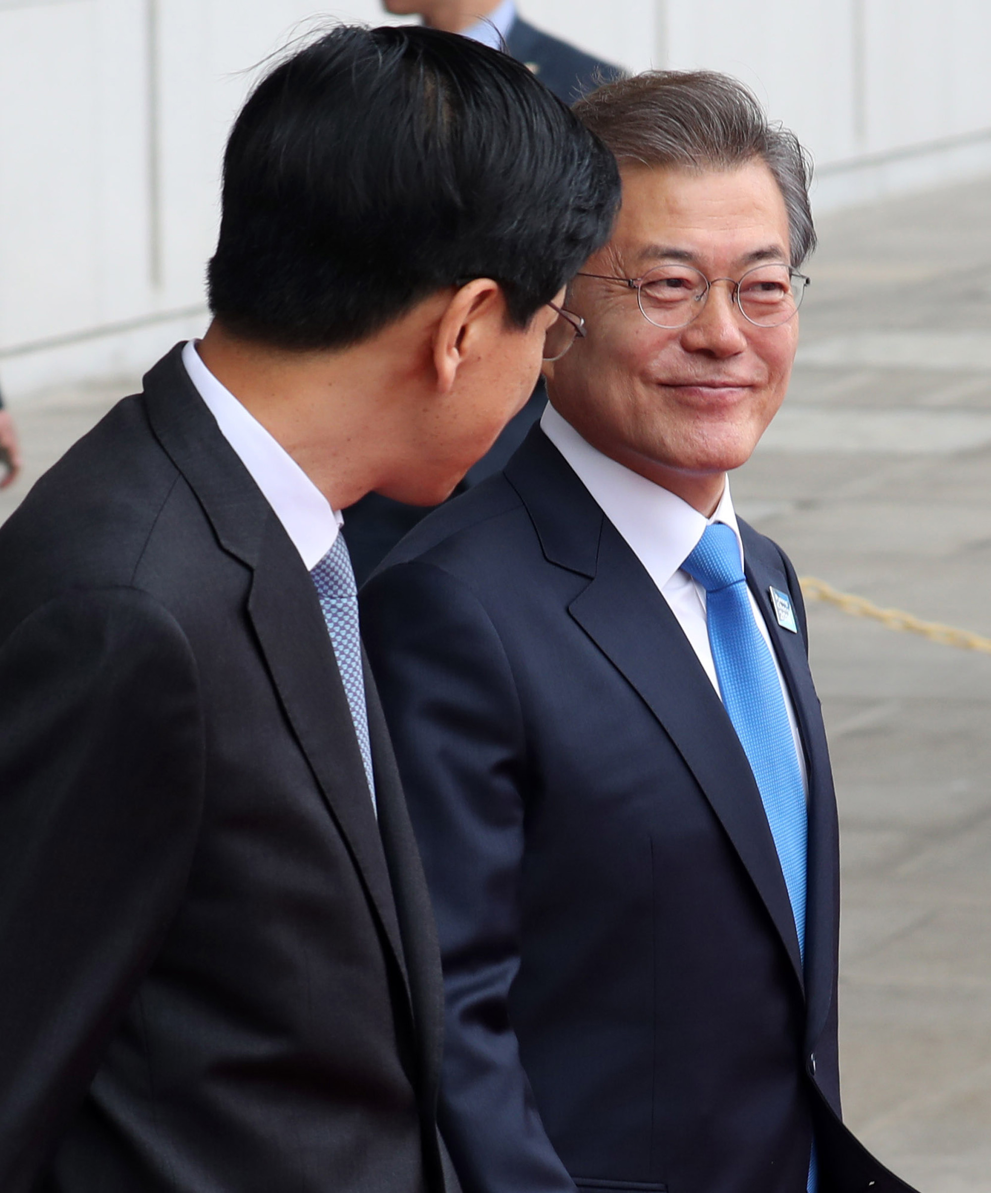 정치;국회;문재인;시정연설;자유한국당현수막시위