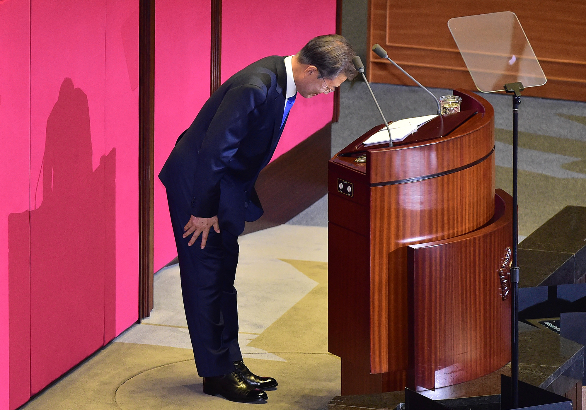 정치;국회;문재인;시정연설;자유한국당현수막시위