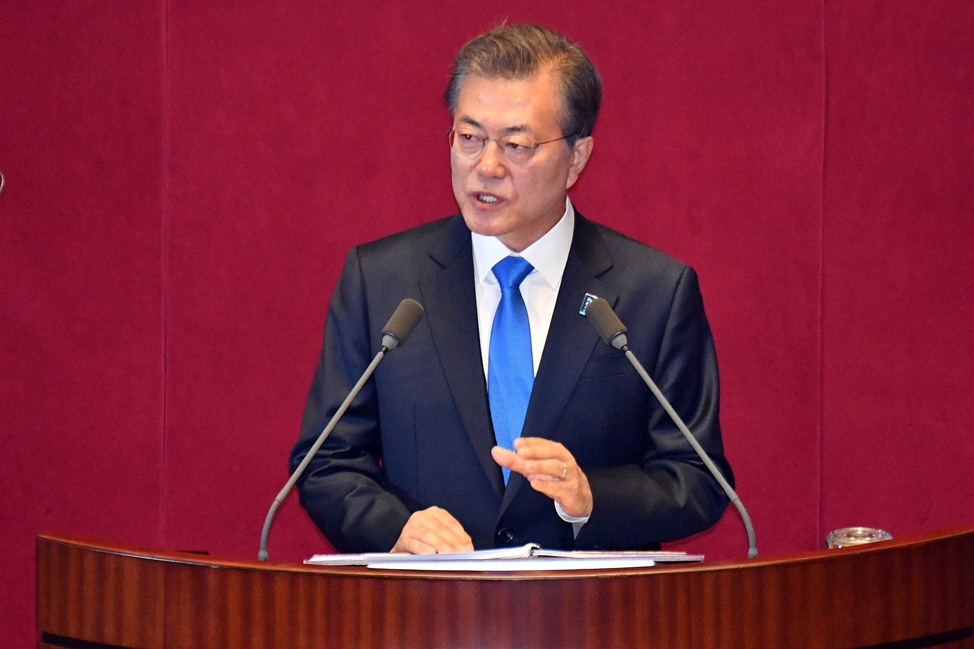 정치;국회;문재인;시정연설;자유한국당현수막시위