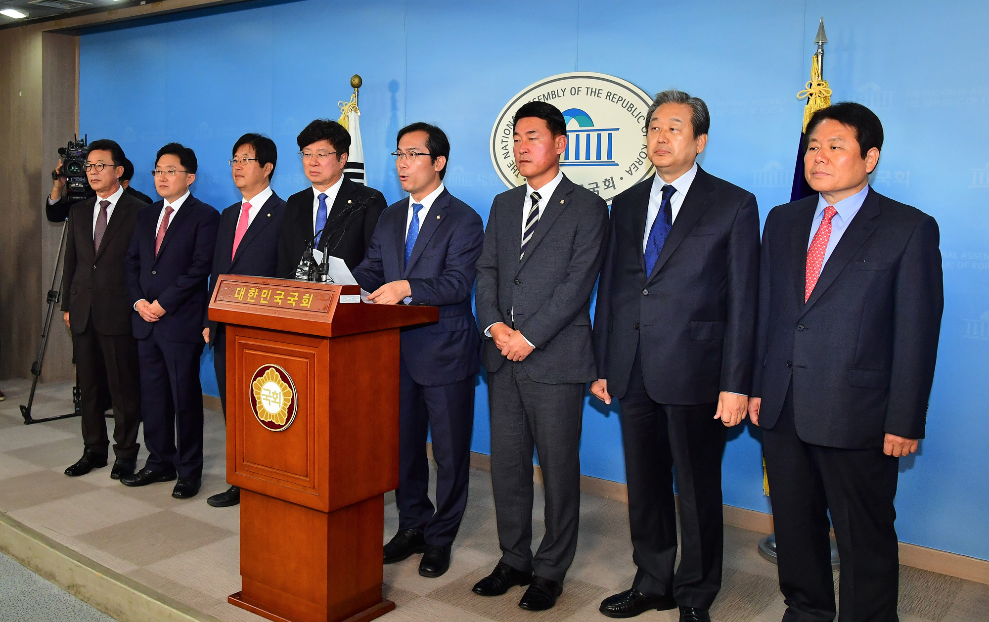 정치;국회;바른정당탈당;김무성;바른정당통합파