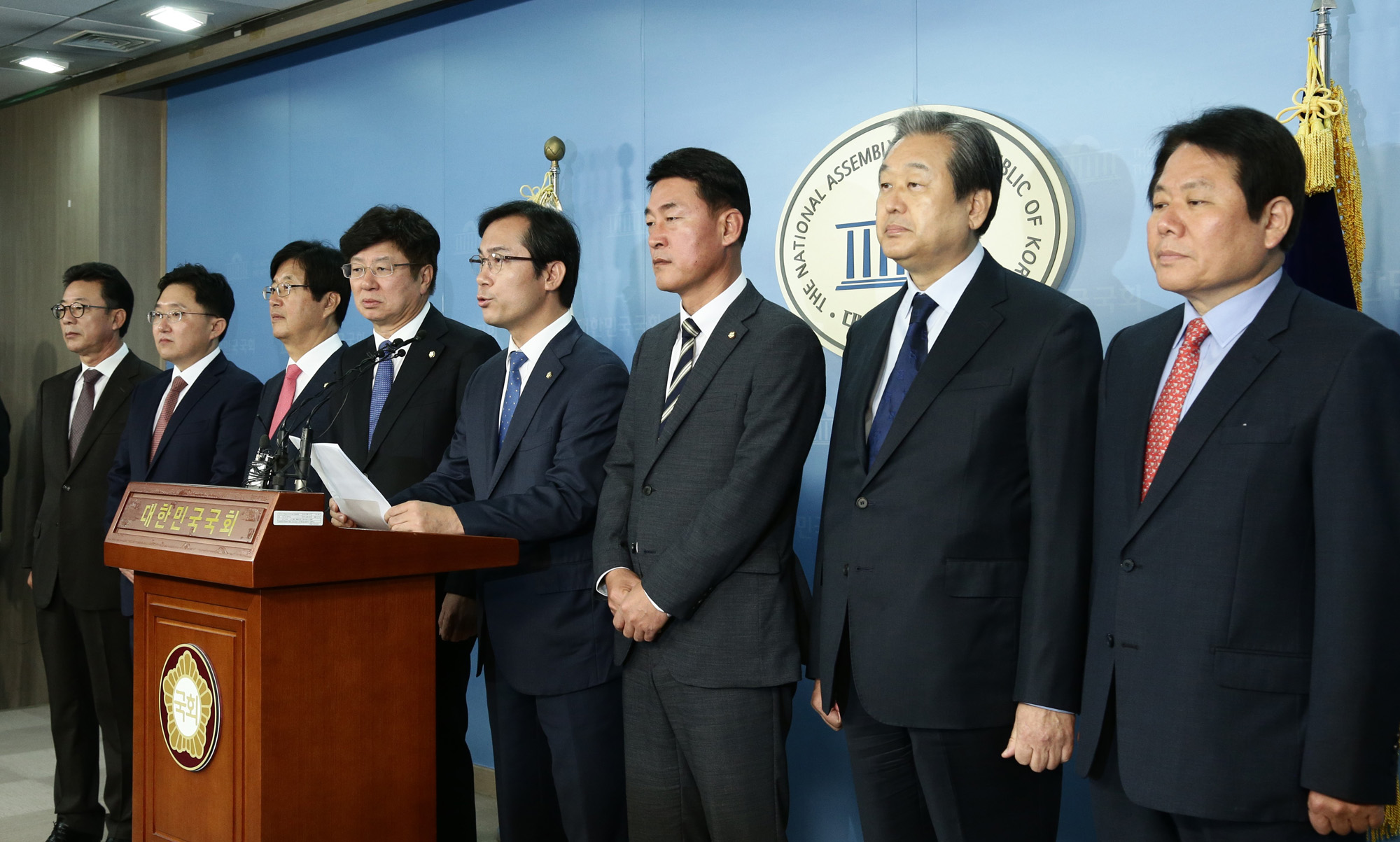 정치;국회;바른정당탈당;김무성;바른정당통합파