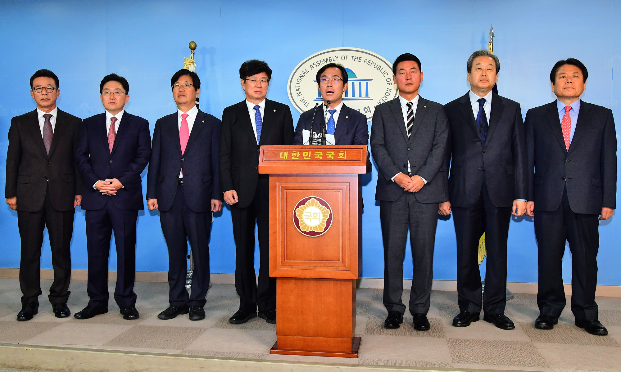 정치;국회;바른정당탈당;김무성;바른정당통합파