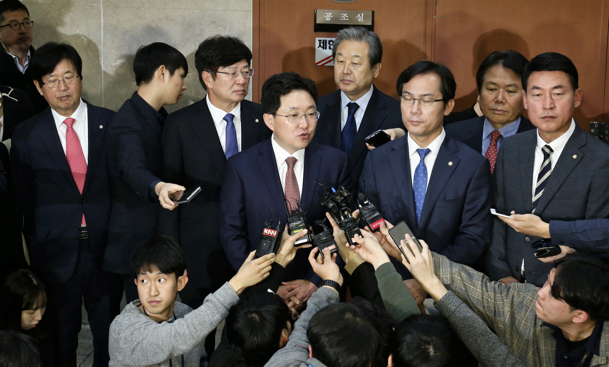 정치;국회;바른정당탈당;김무성;바른정당통합파