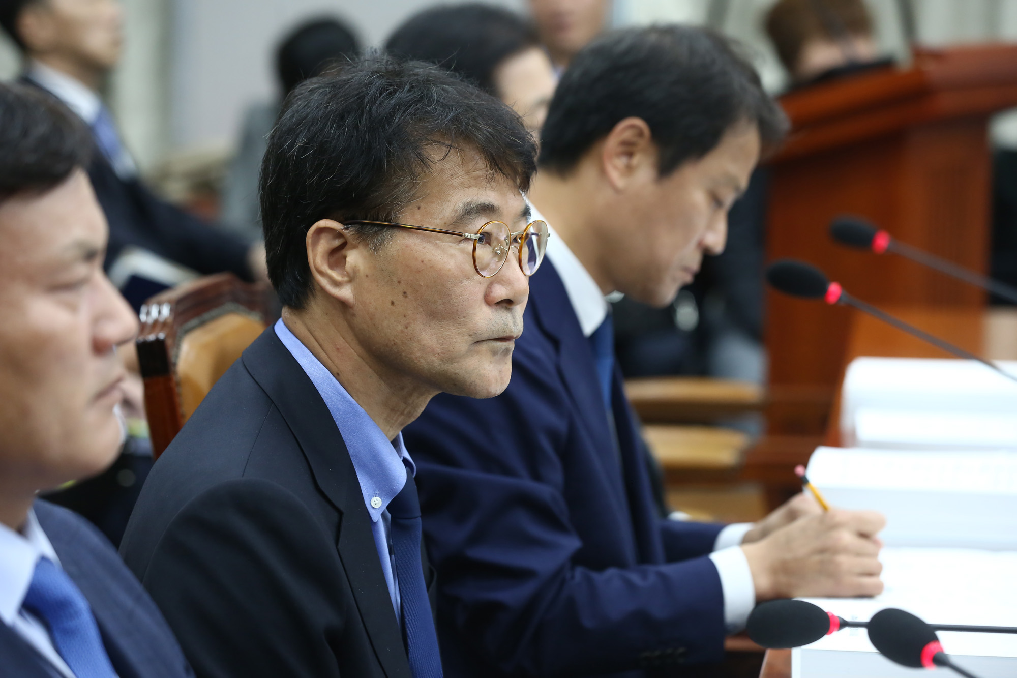 정치;국회;국정감사;운영위원회;대통령비서실;장하성;정책실장