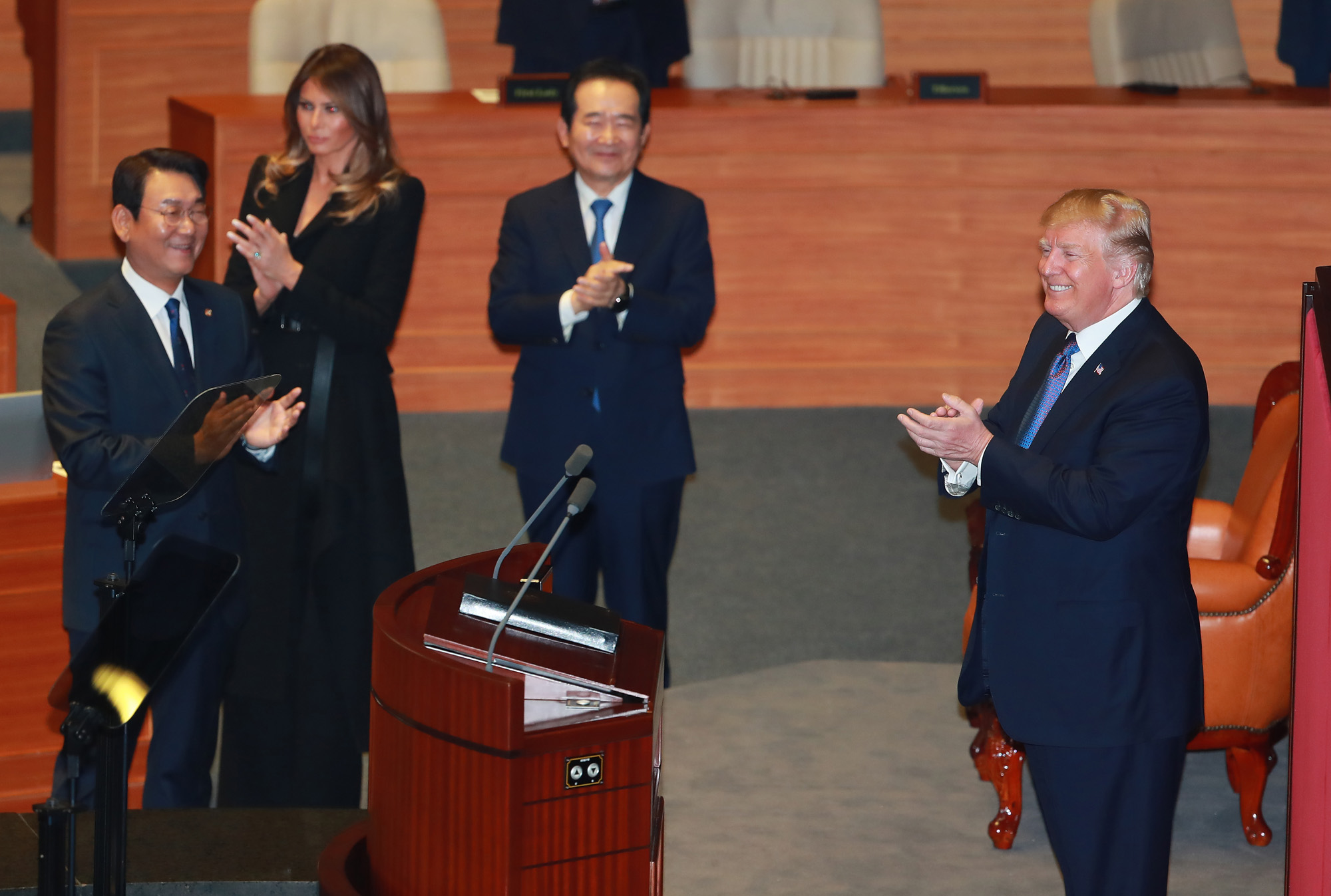 정치;국회;국회연설;미국대통령;도널드트럼프;멜라니아;트럼프연설