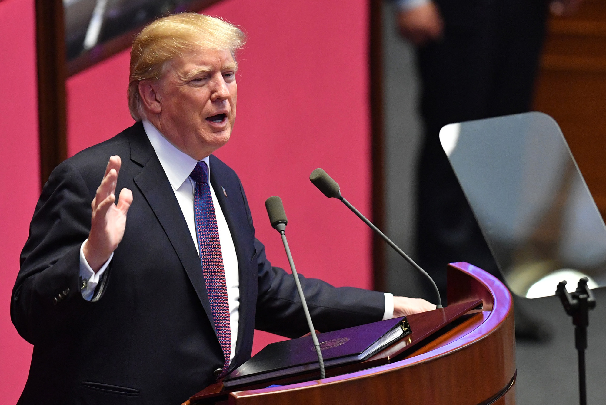 정치;국회;국회연설;미국대통령;도널드트럼프;멜라니아;트럼프연설