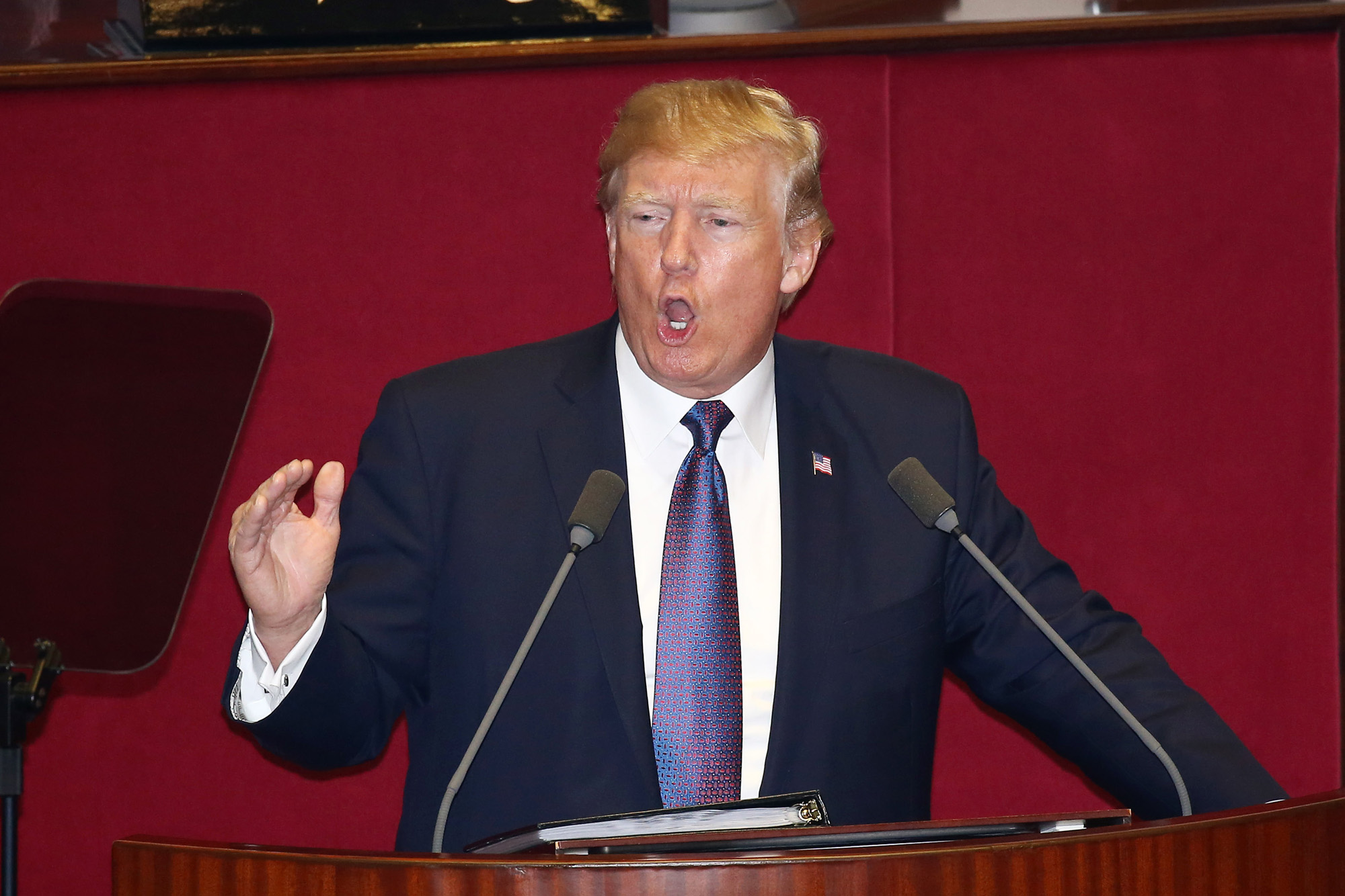 정치;국회;국회연설;미국대통령;도널드트럼프;멜라니아;트럼프연설