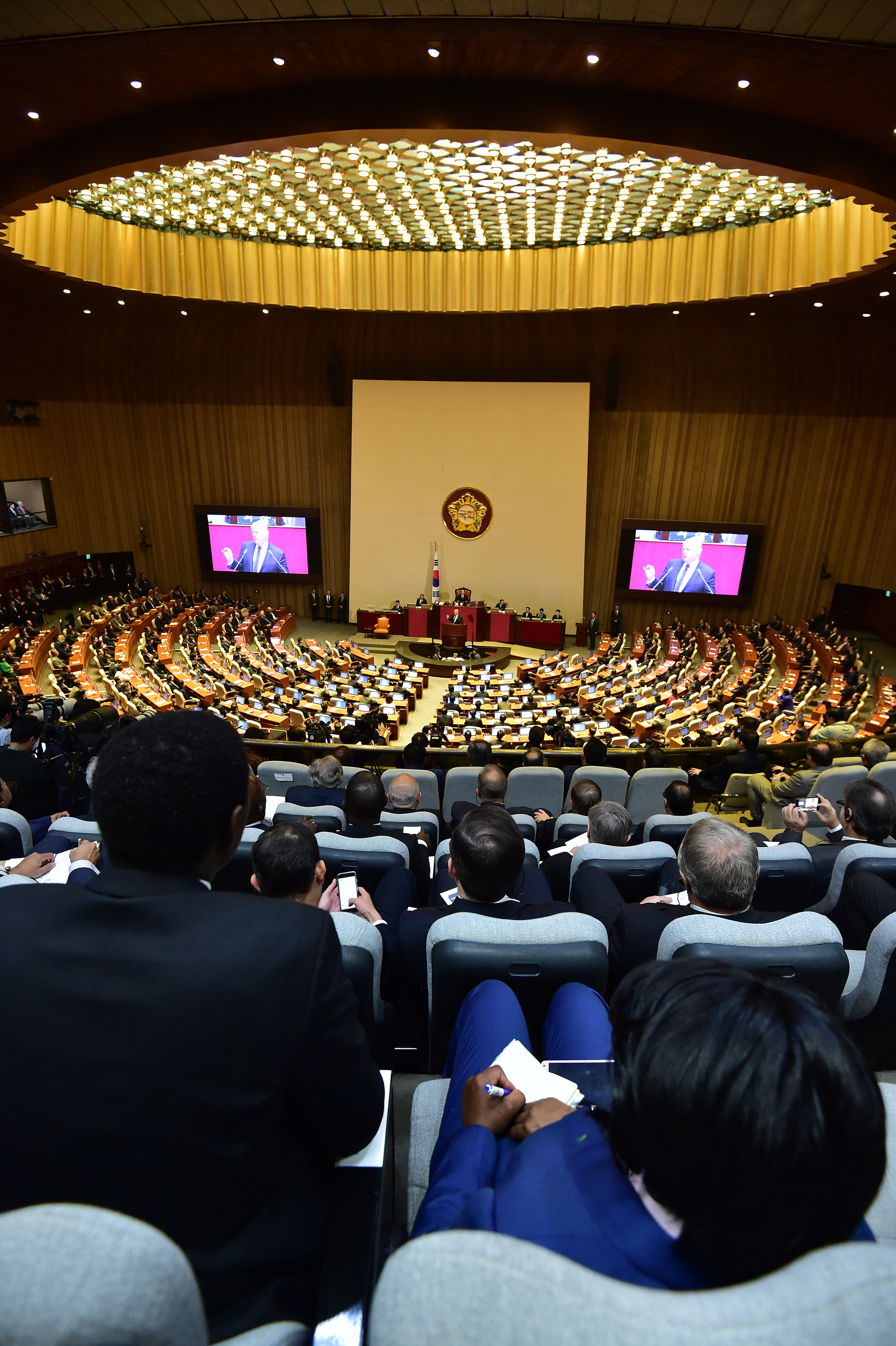 정치;국회;국회연설;미국대통령;도널드트럼프;멜라니아;트럼프연설
