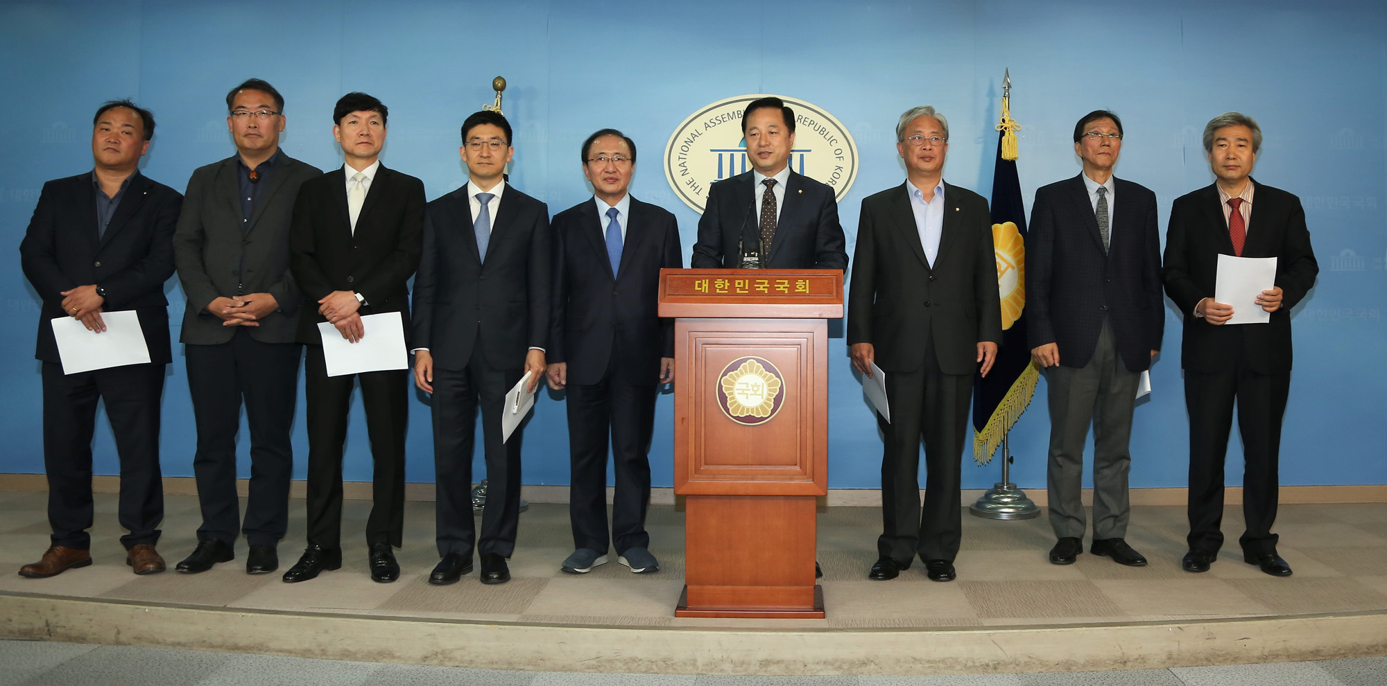 정치;국회;지방분권개헌국회추진단;김두관;김세연;노회찬;유성엽