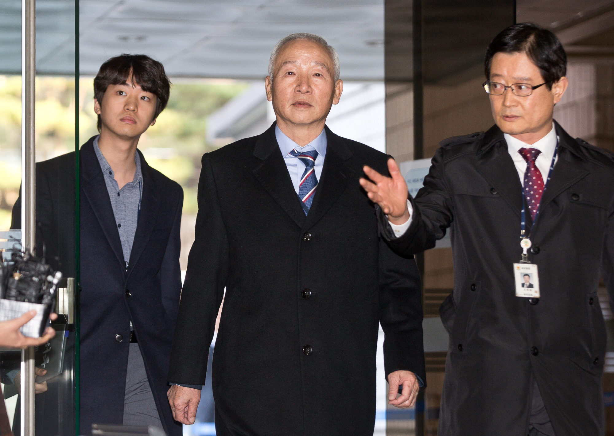 남재준;이병호;신동빈