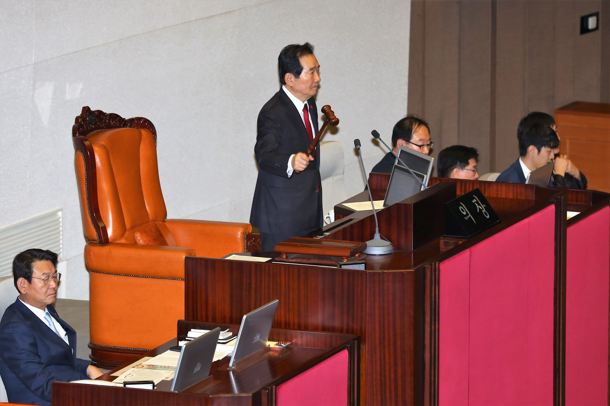 정치;국회;본회의;예산안