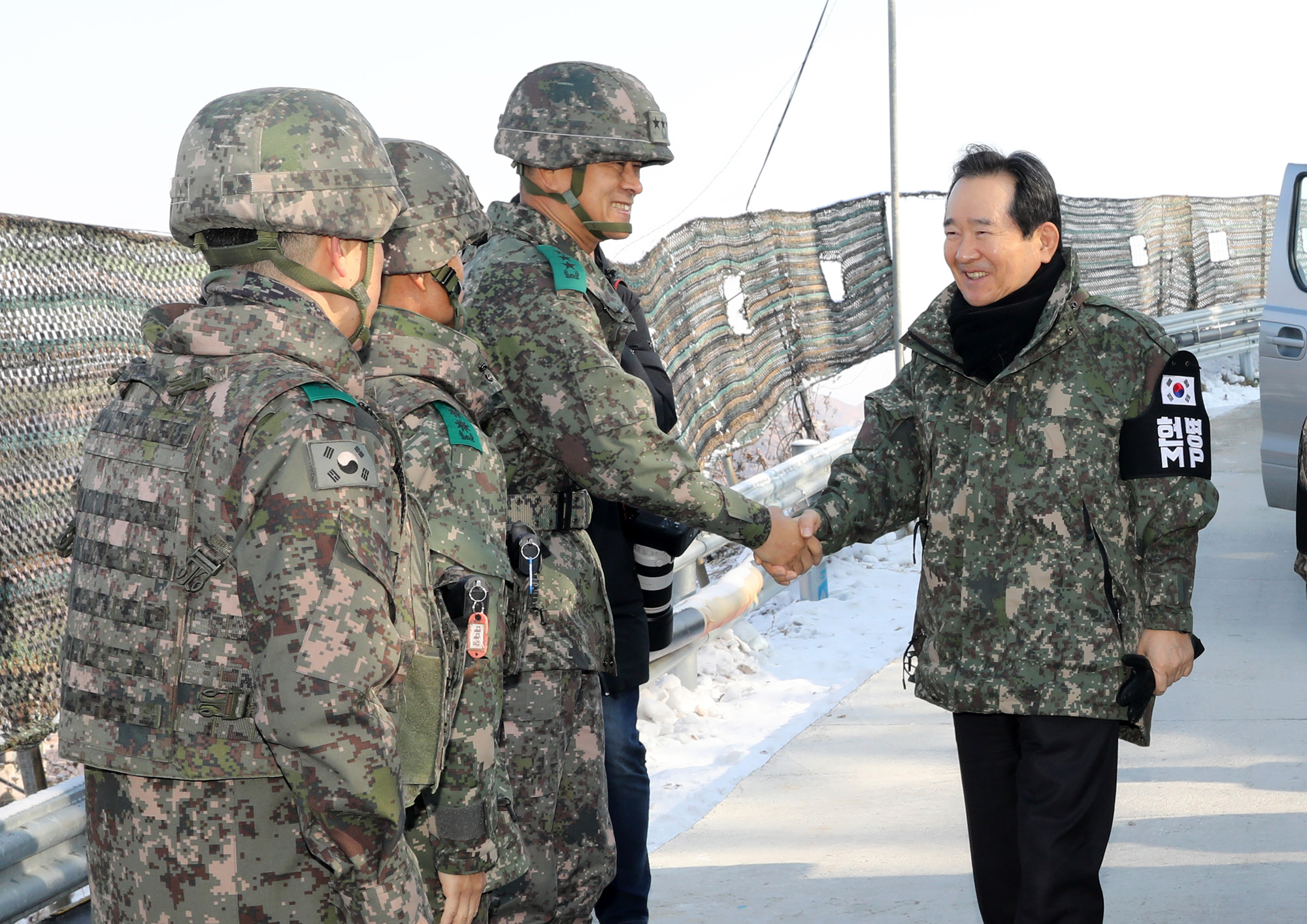 정세균;국회사진취재단;백골부대