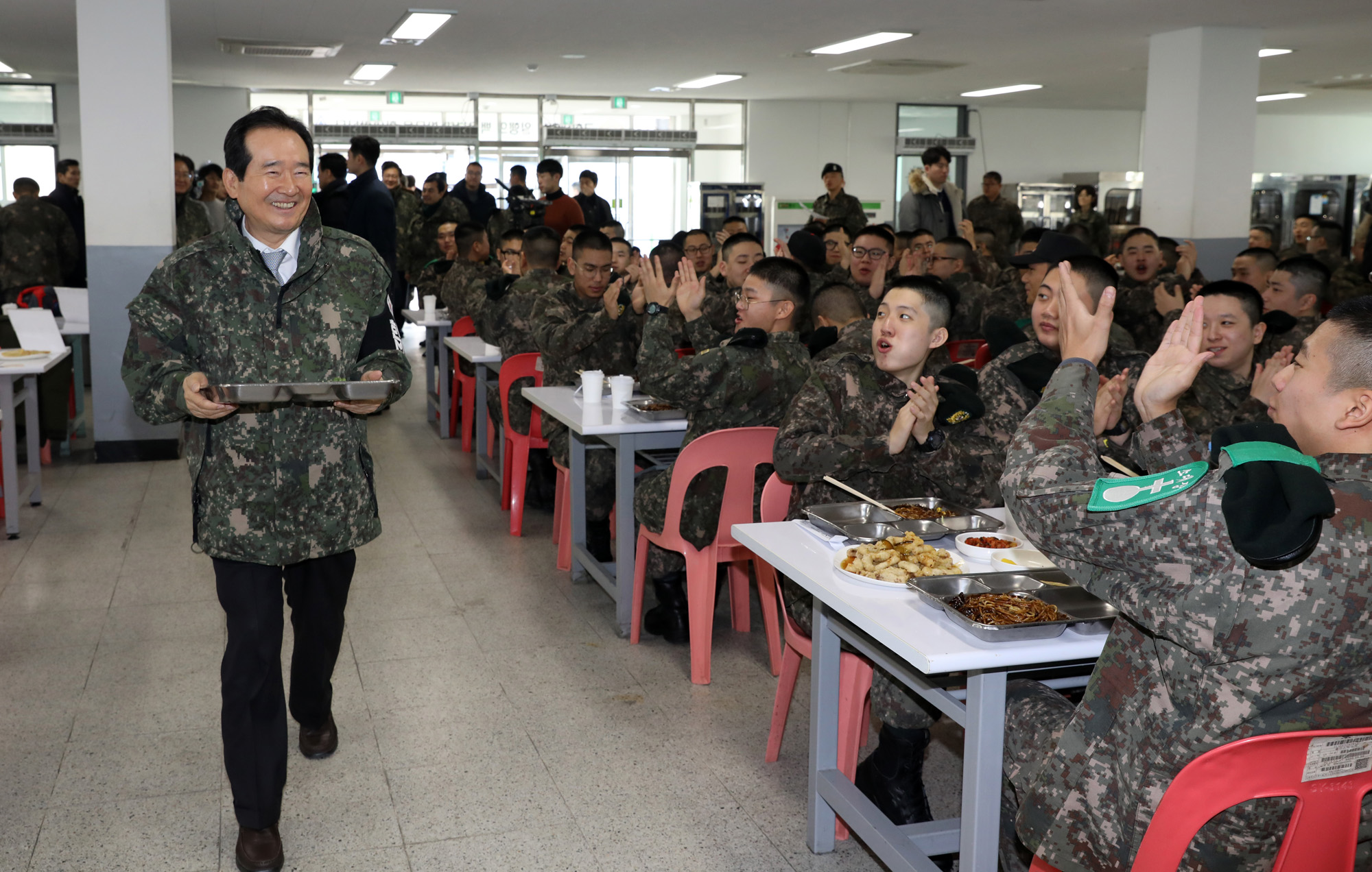 정세균;국회사진취재단;백골부대