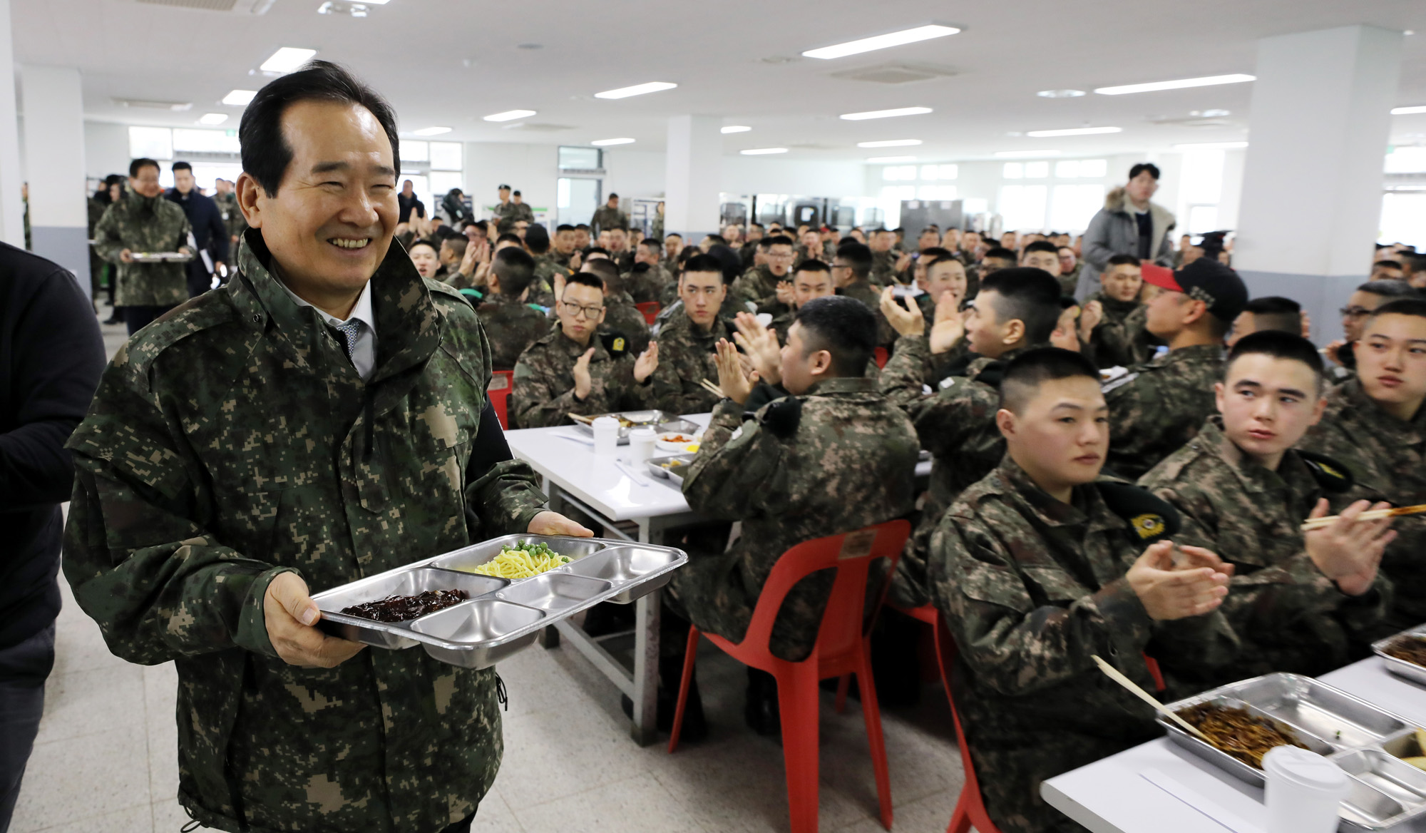 정세균;국회사진취재단;백골부대