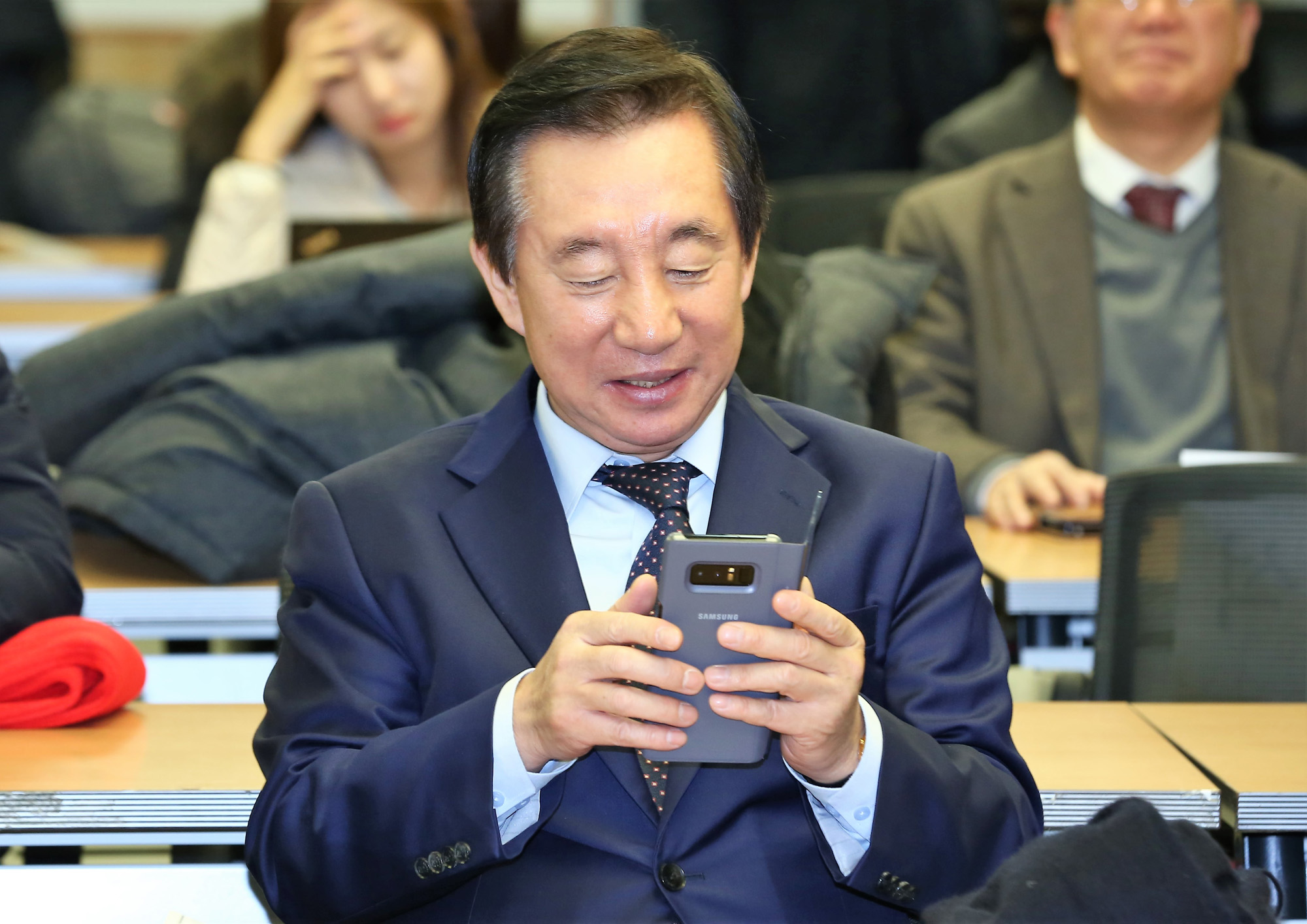 정치;국회;올해의인권상;태영호;김성태의원