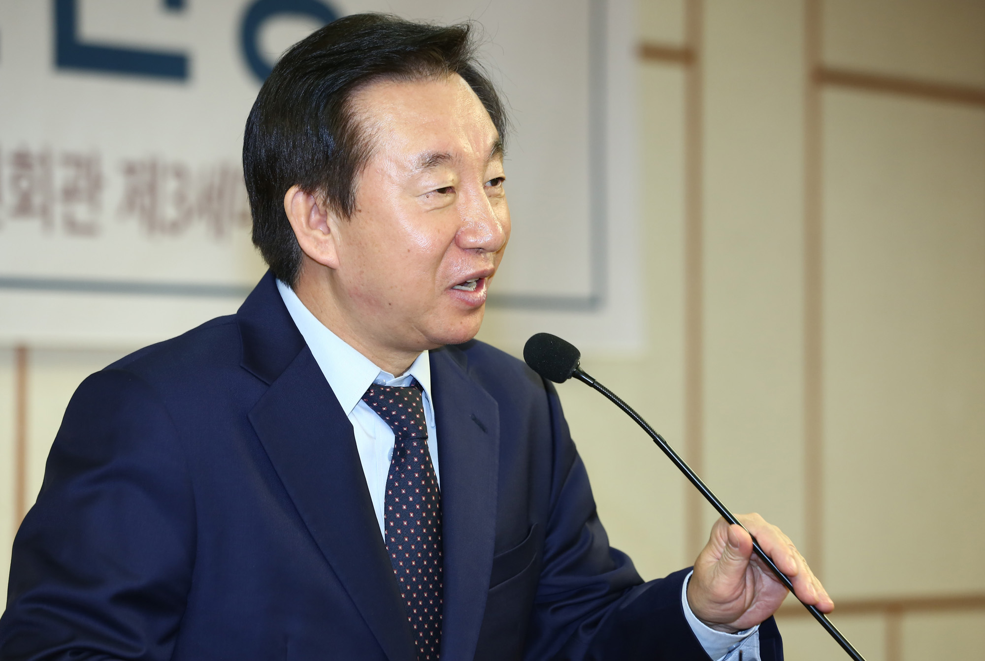 정치;국회;올해의인권상;태영호;김성태의원