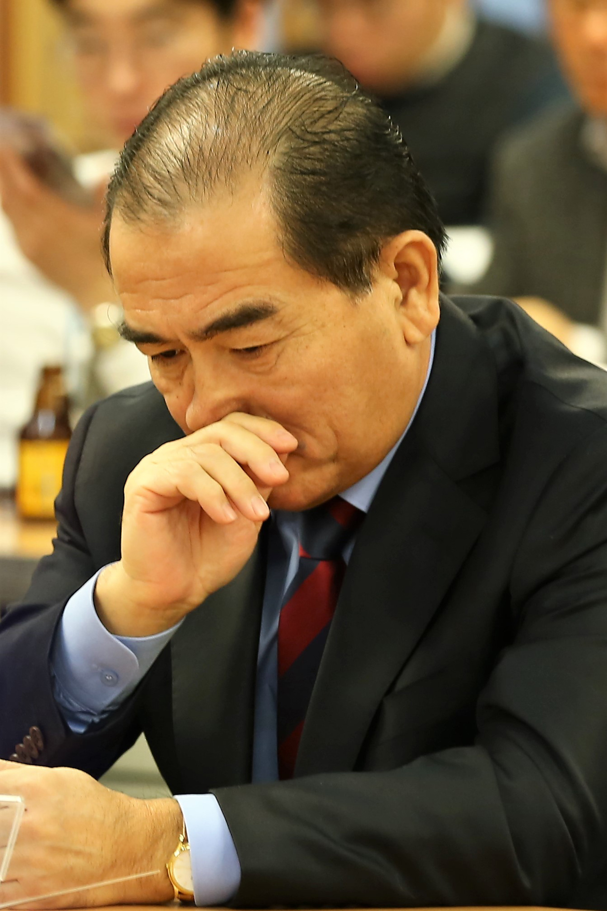 정치;국회;올해의인권상;태영호;홍익표의원