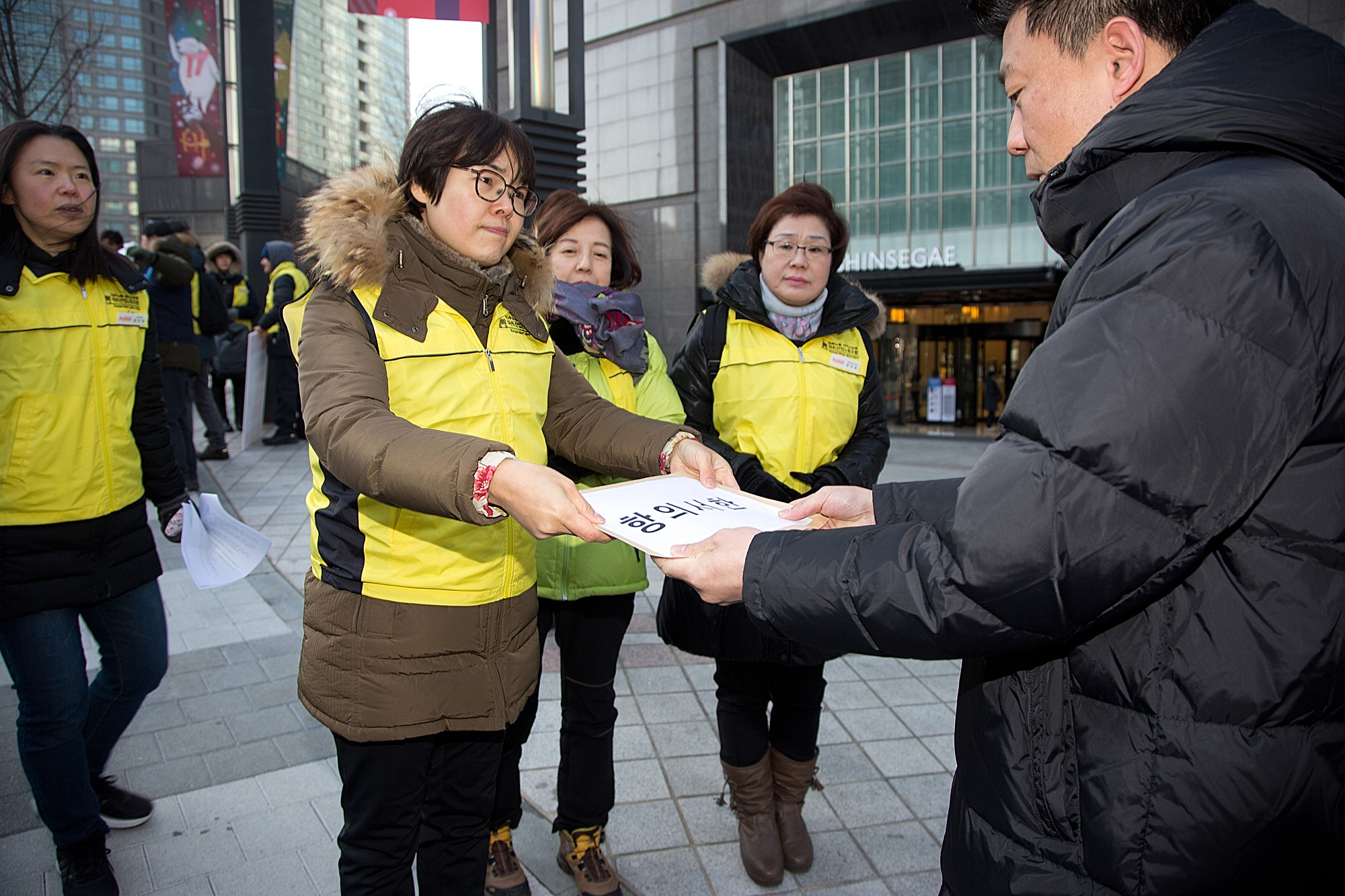사회;집회;이마트;롯데마트;홈플러스;노동조합;주35시간제;근로시간단축;일가정양립