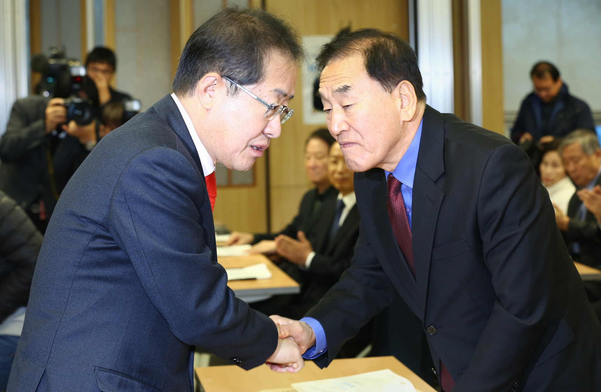 정치;국회;이재오;늘푸른한국당;홍준표