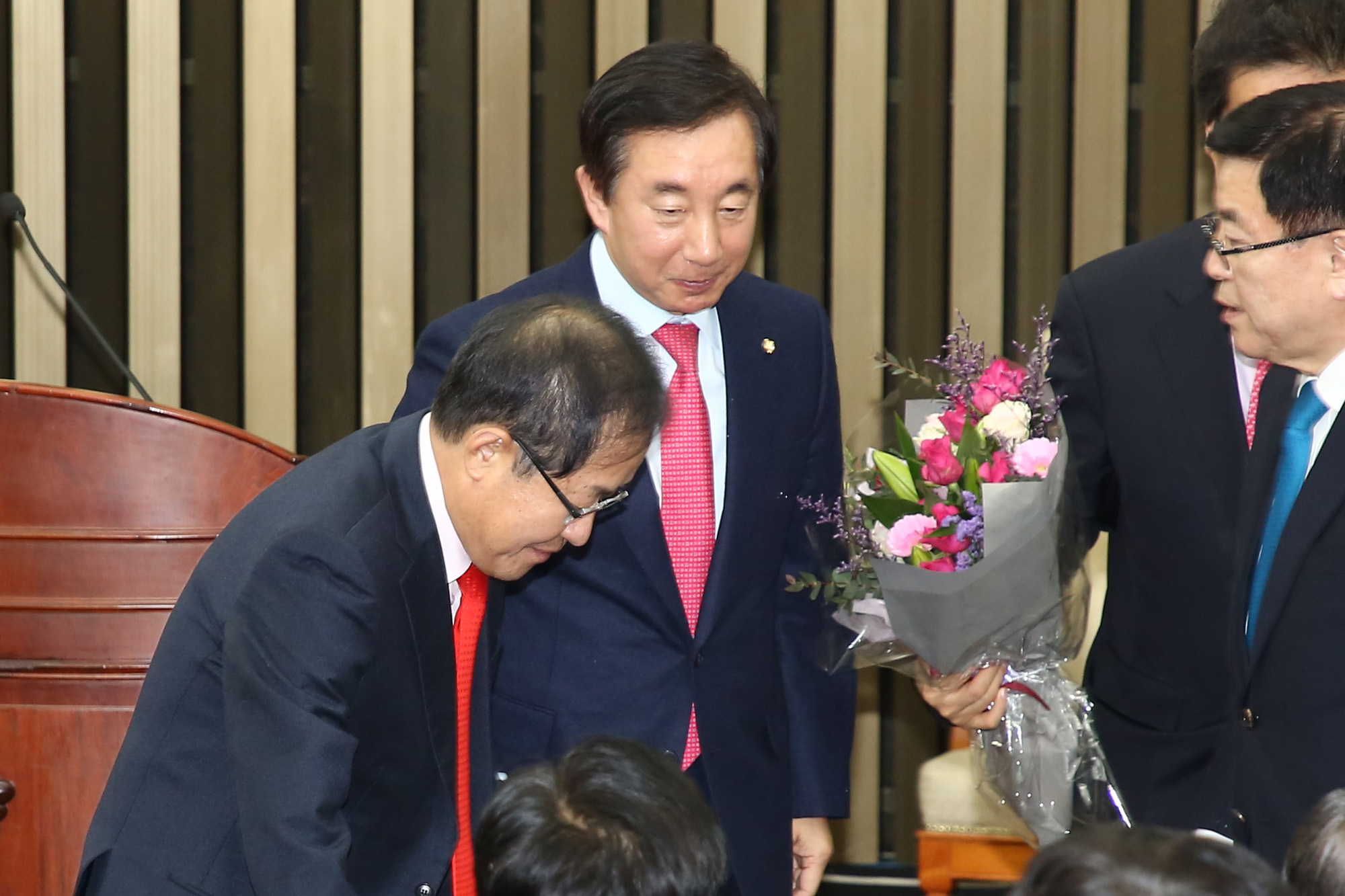 정치;국회;자유한국당;김성태;함진규