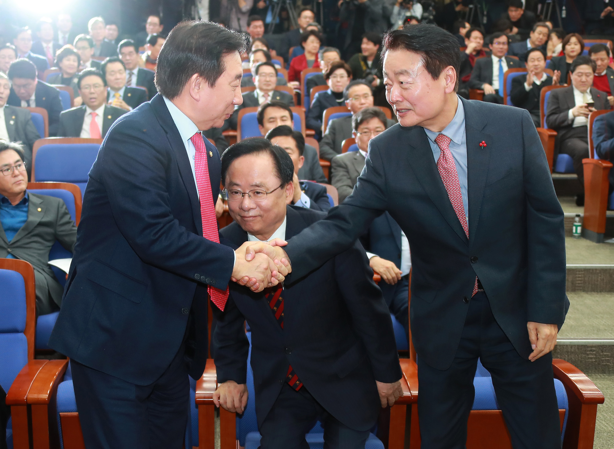 정치;국회;자유한국당;김성태;함진규;홍준표;자유한국당원내대표