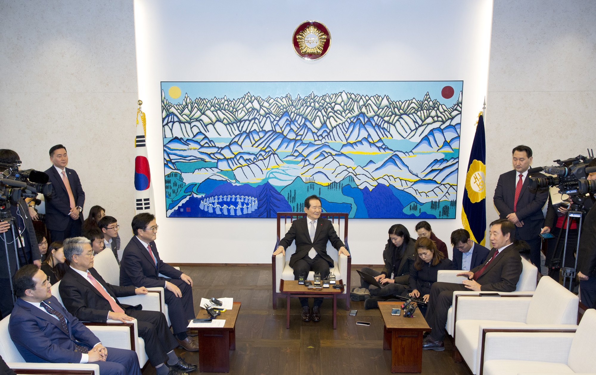 정치;국회;여야3당회동;국회의장회동;우원식;김성태;김동철