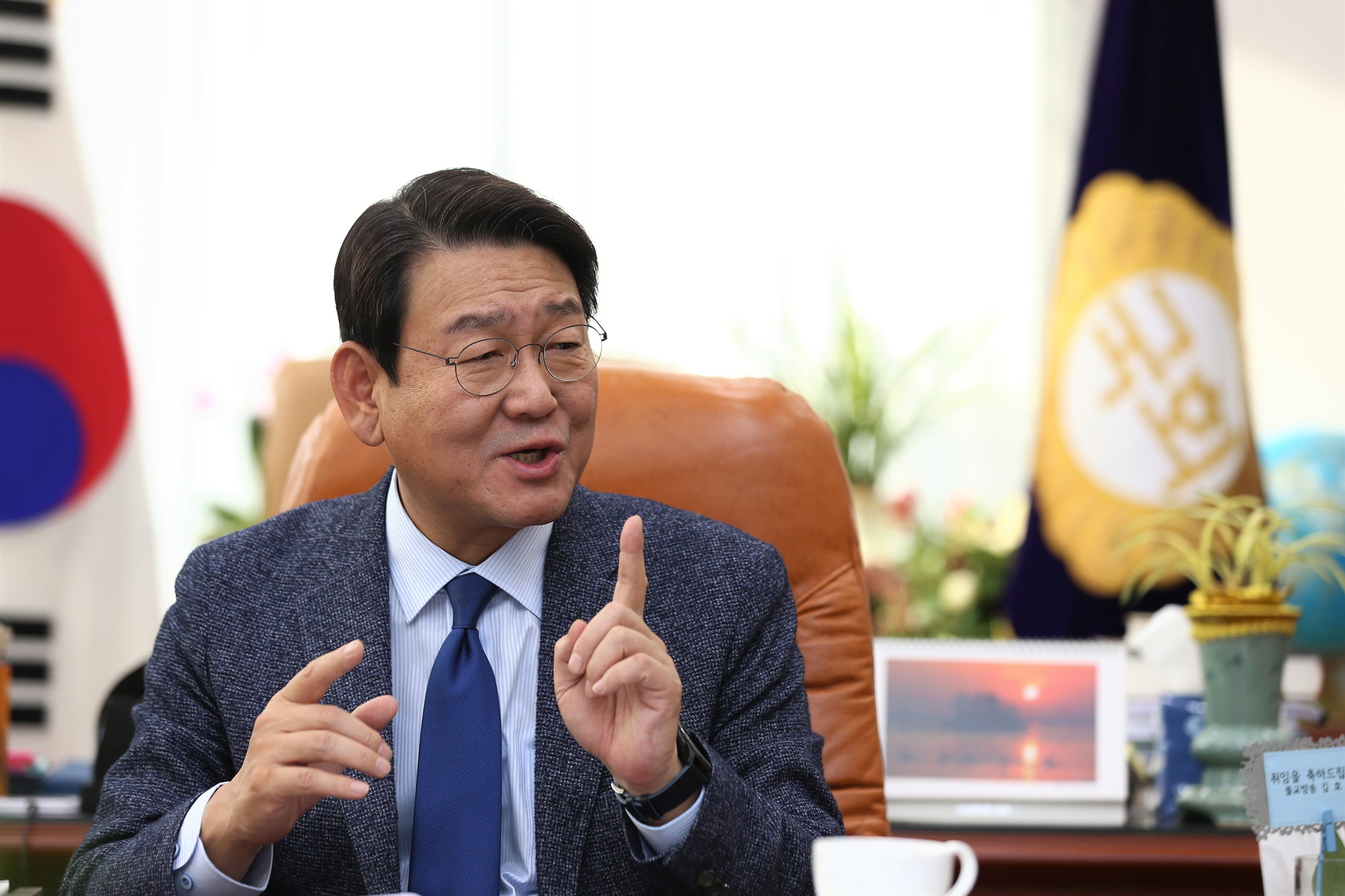 정치;국회;김교흥;국회사무총장;인터뷰