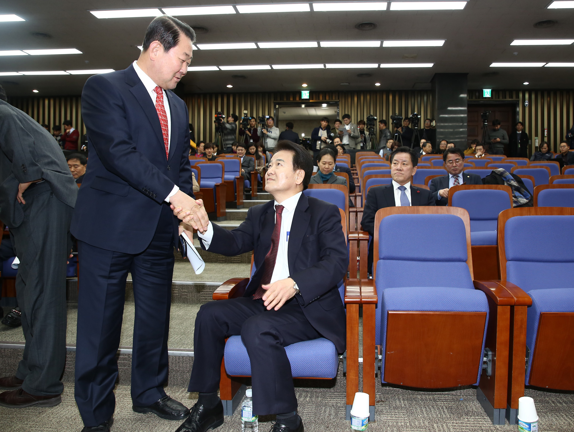 정치;국회;바른정당통합;국민의당의원총회