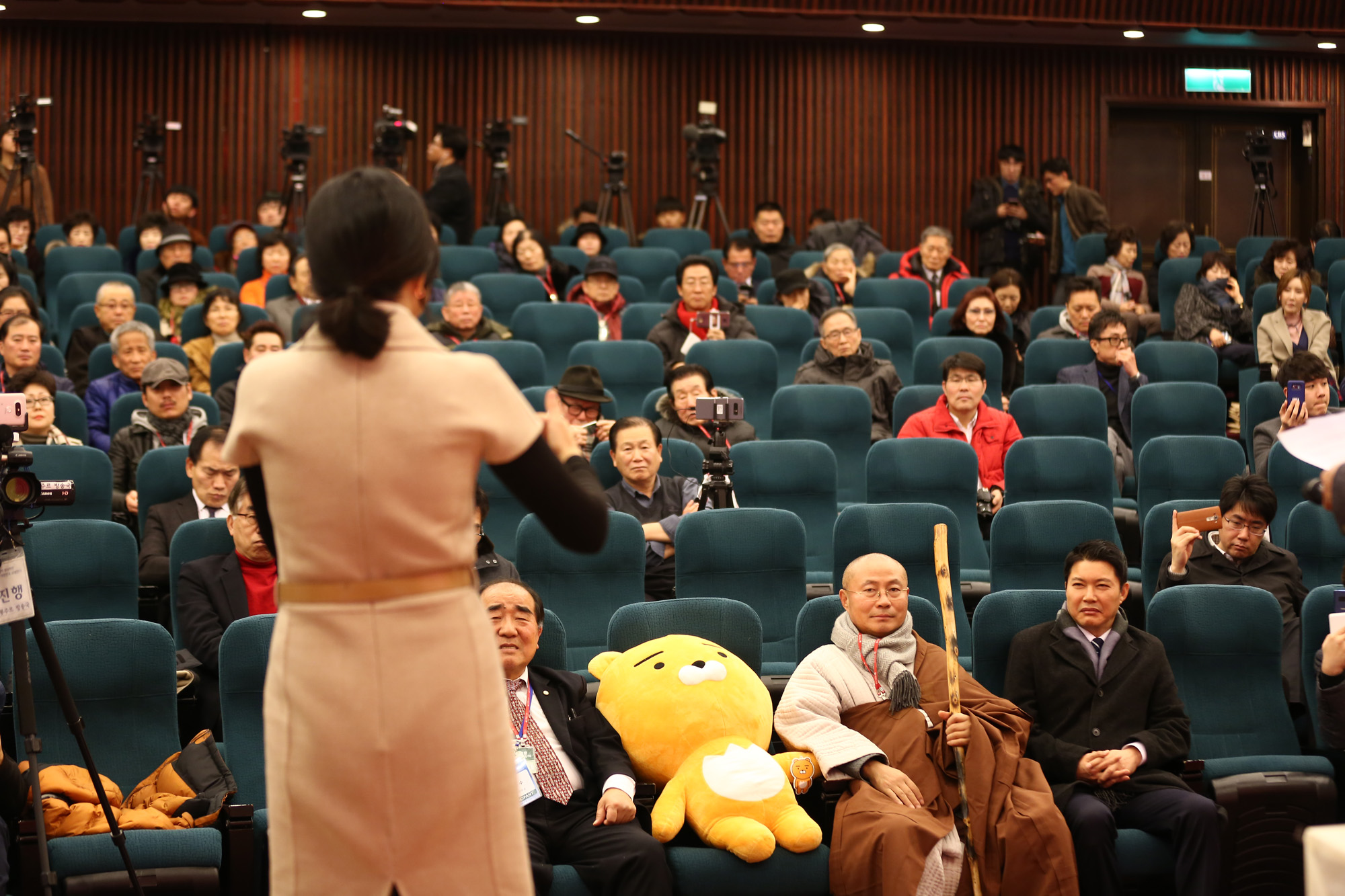 정치;류여해;류여해토크톤서트;신동욱