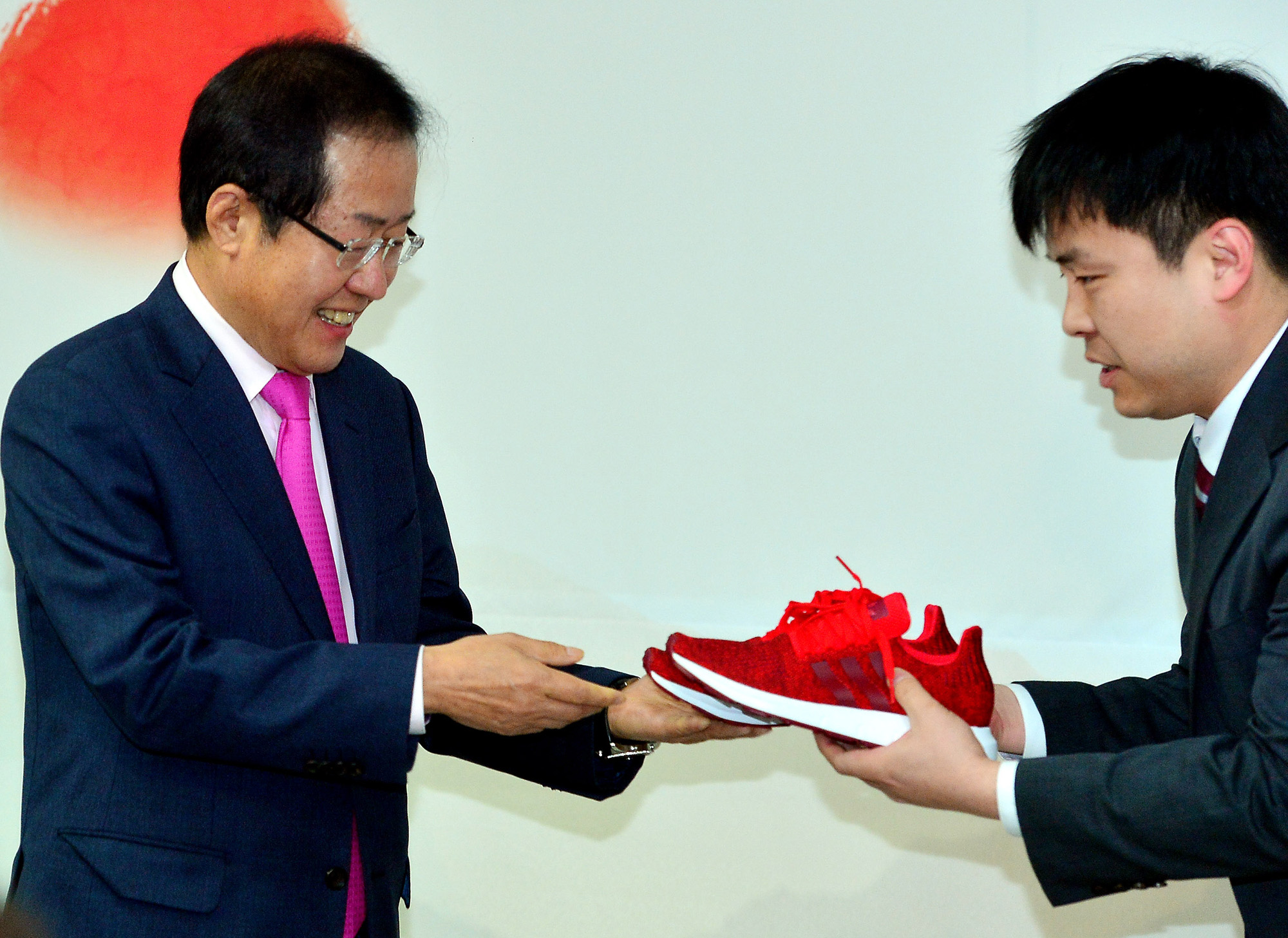 정치;국회;자유한국당;홍준표;자유한국당시무식