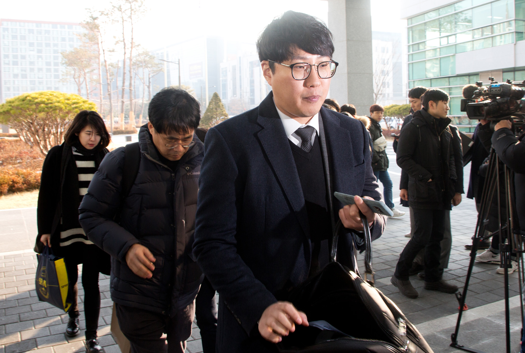 다스;이명박;참여연대;김경률;김종휘;안진걸