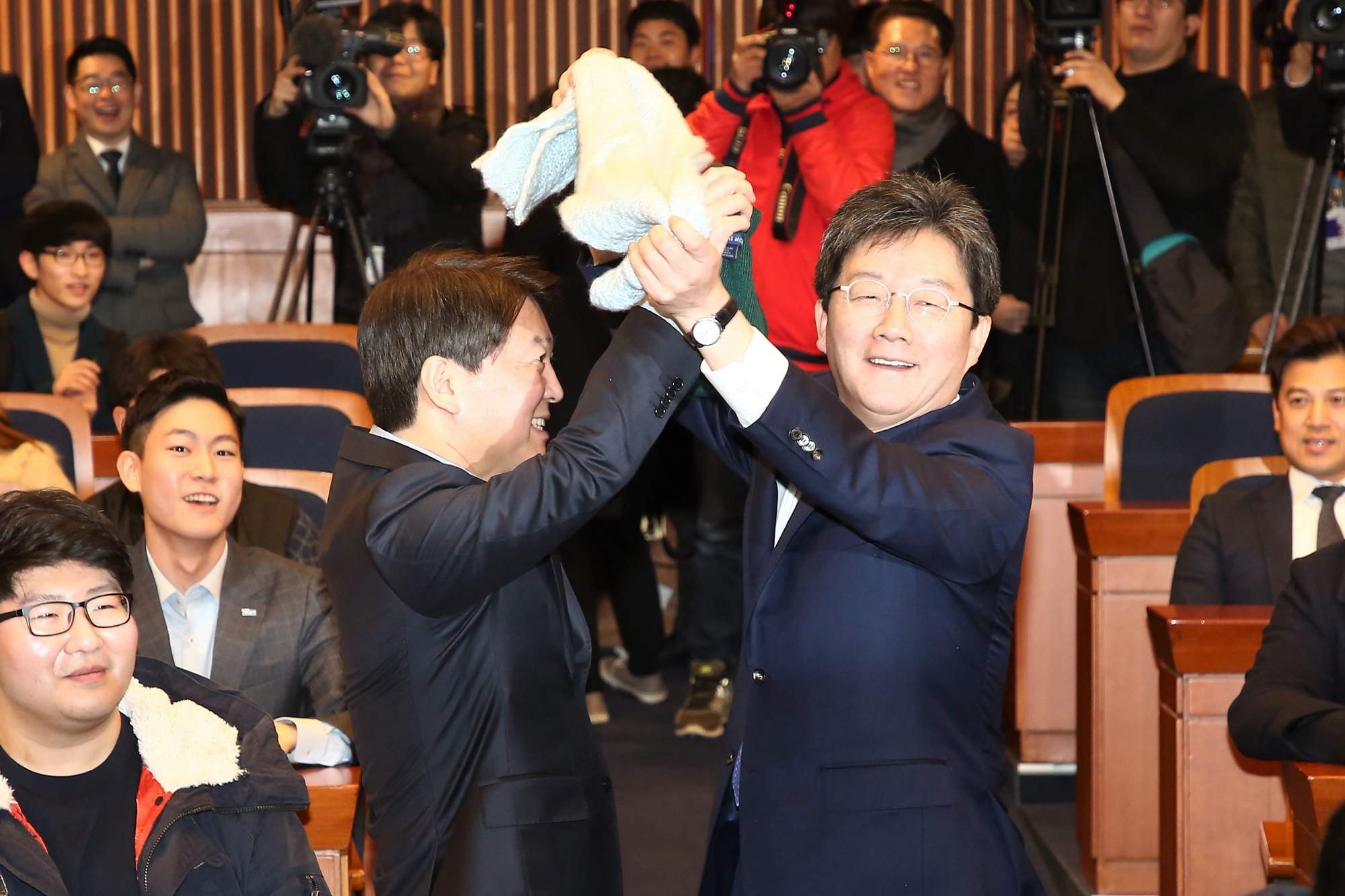 정치;국회;안철수;유승민;토크콘서트