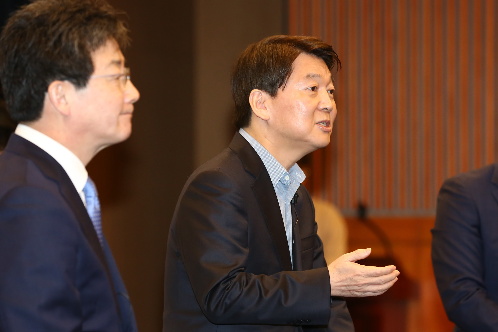 정치;국회;안철수;유승민;토크콘서트