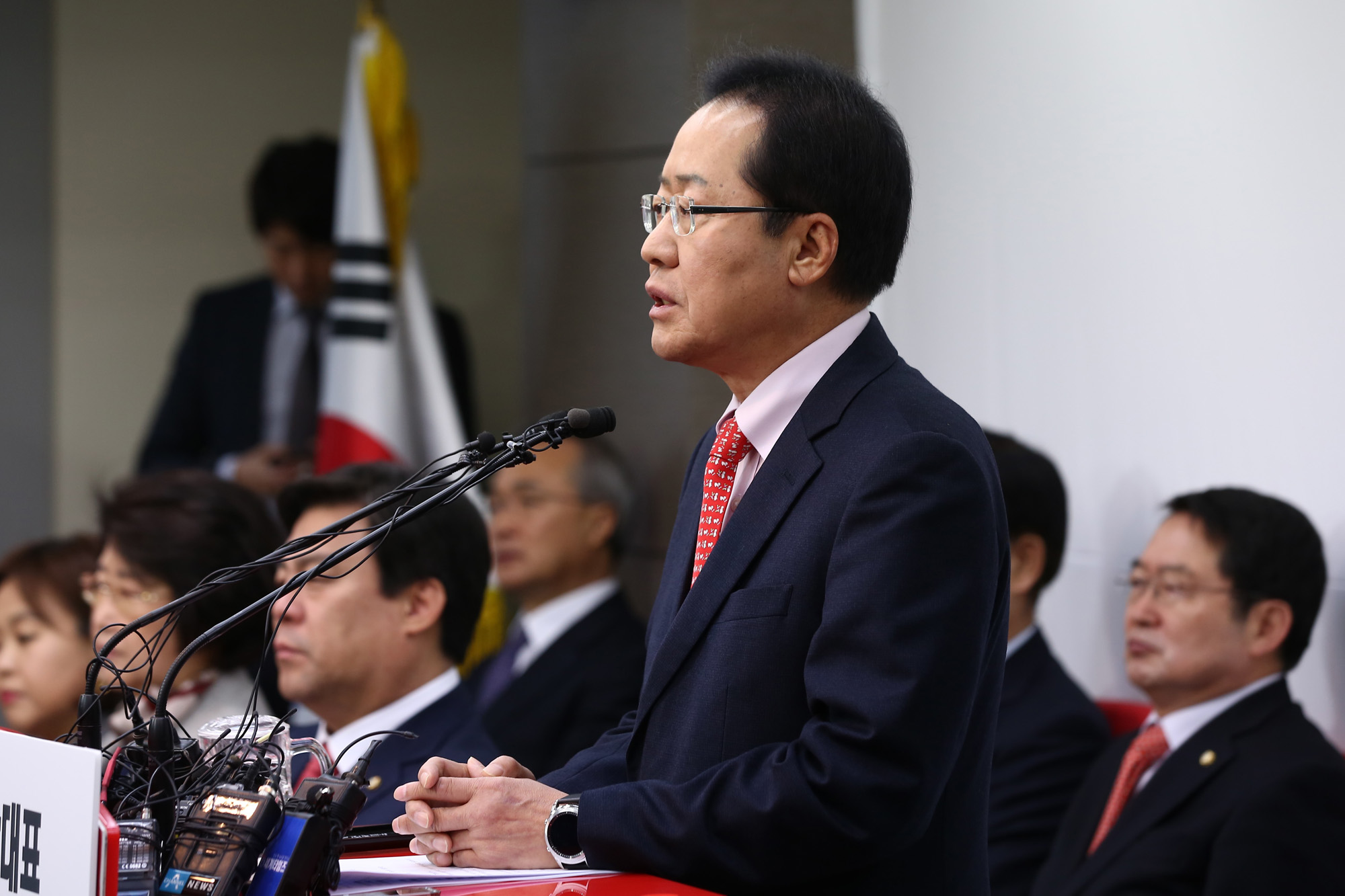 정치;국회;홍준표;홍준표신년기자회견;자유한국당대표