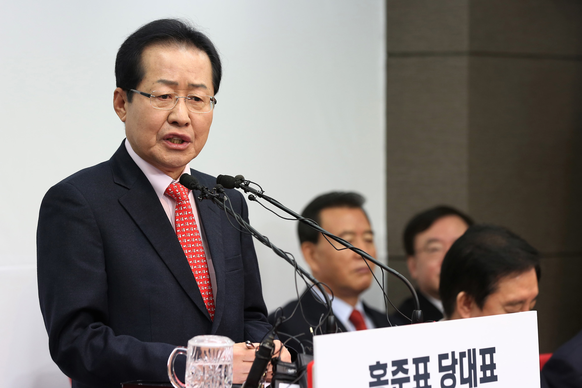 정치;국회;홍준표;홍준표신년기자회견;자유한국당대표